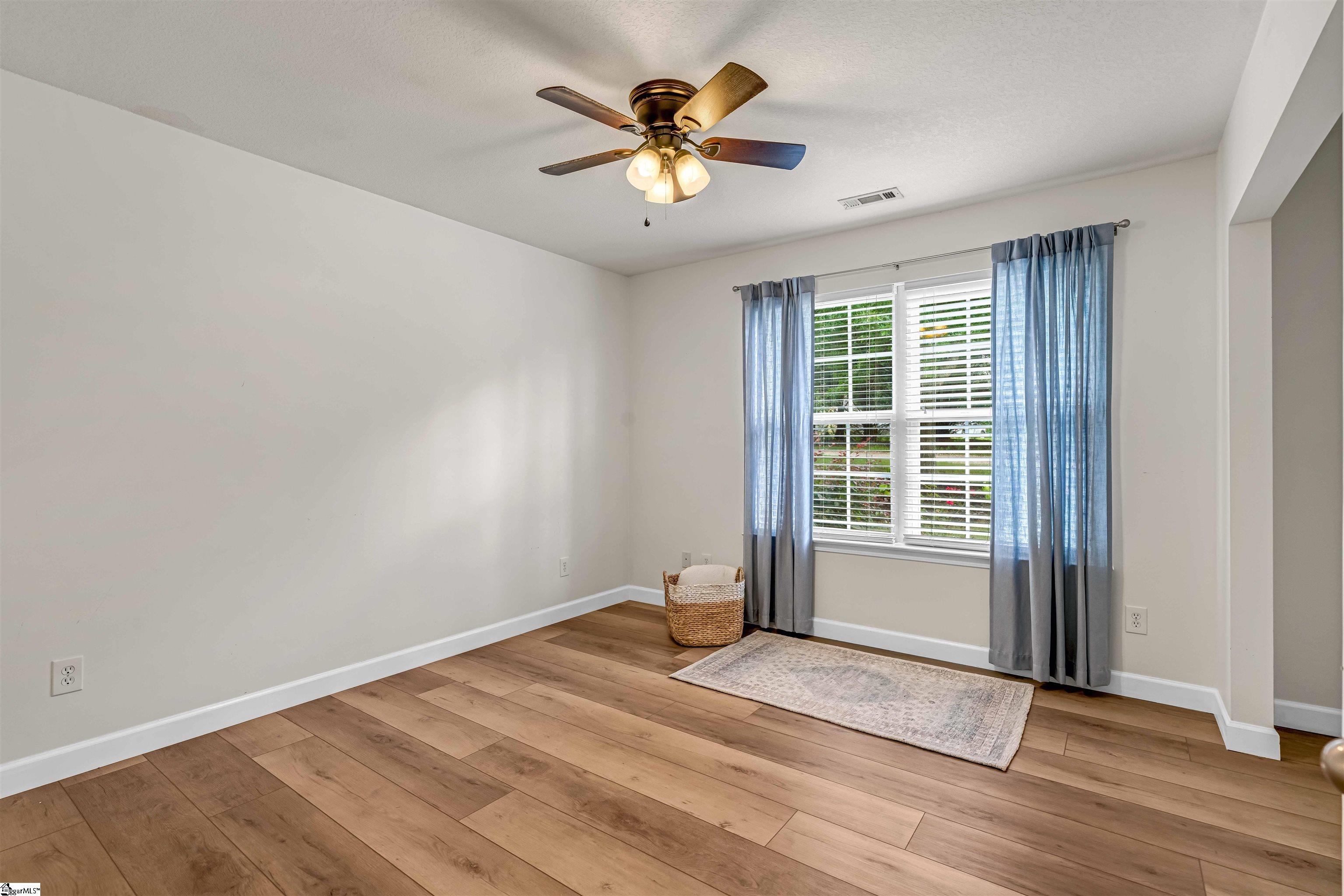 1 Berry Tree Court Property Photo 28