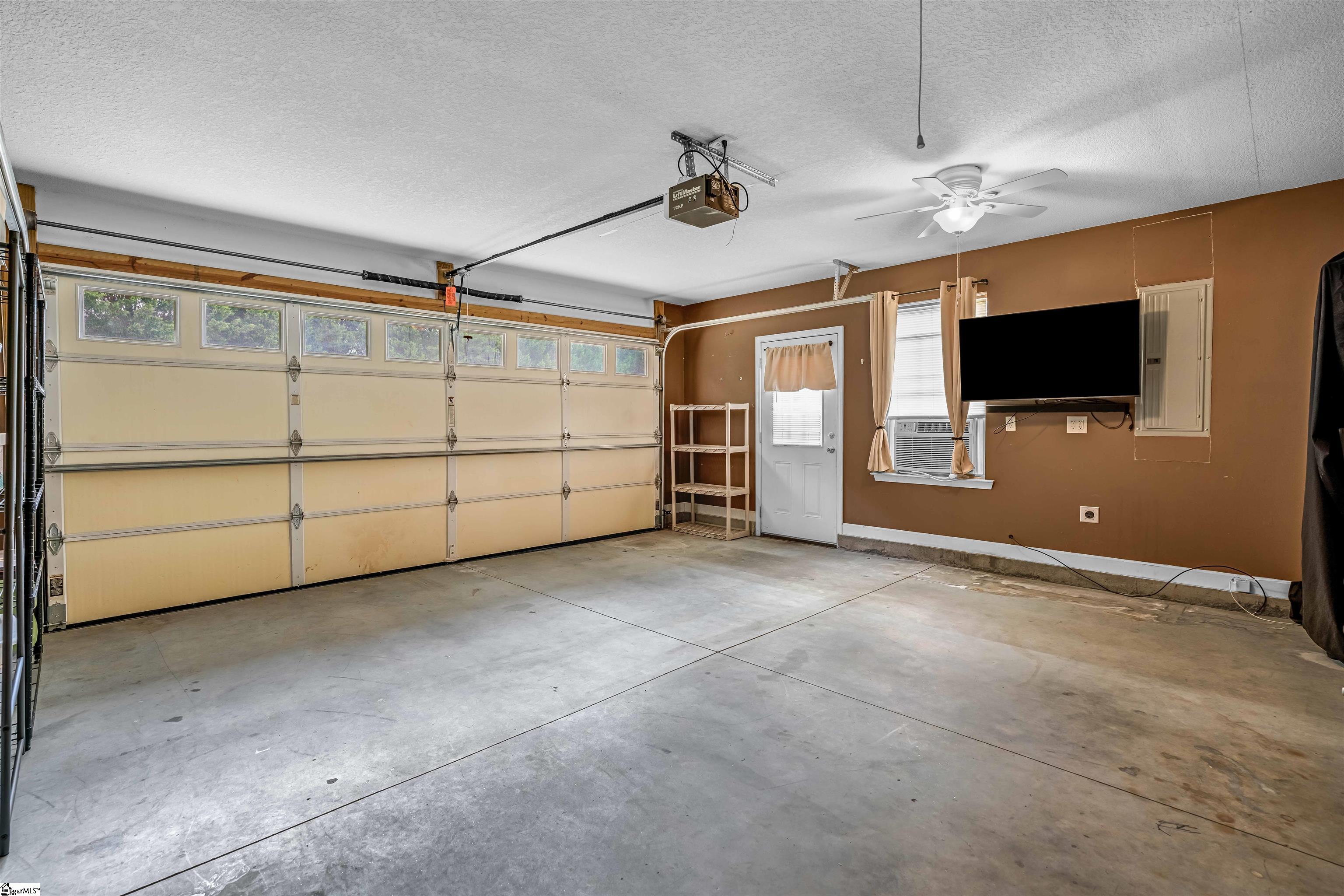 1 Berry Tree Court Property Photo 34