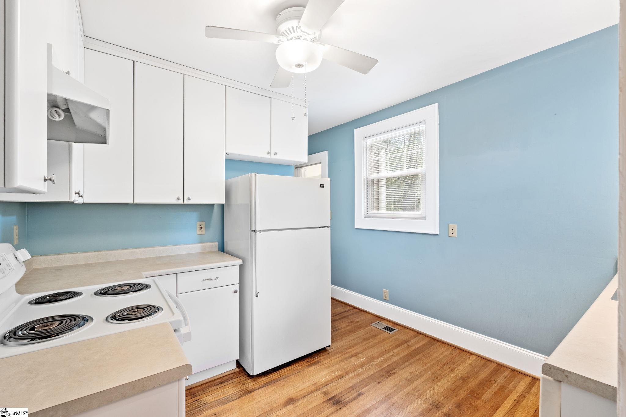 301 Brookwood Drive Property Photo 15