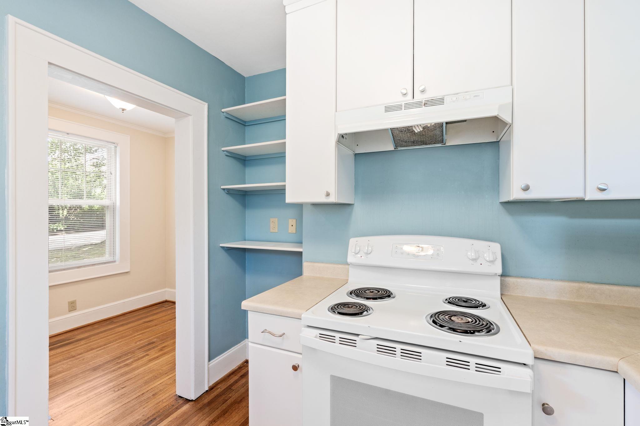 301 Brookwood Drive Property Photo 18