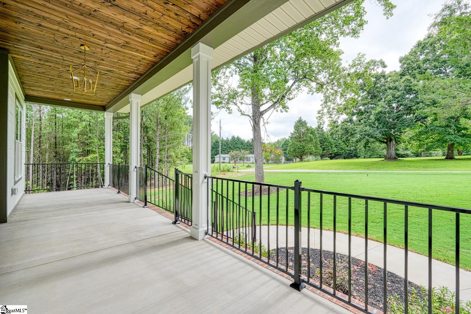 586 Clifdale Road Property Photo 2