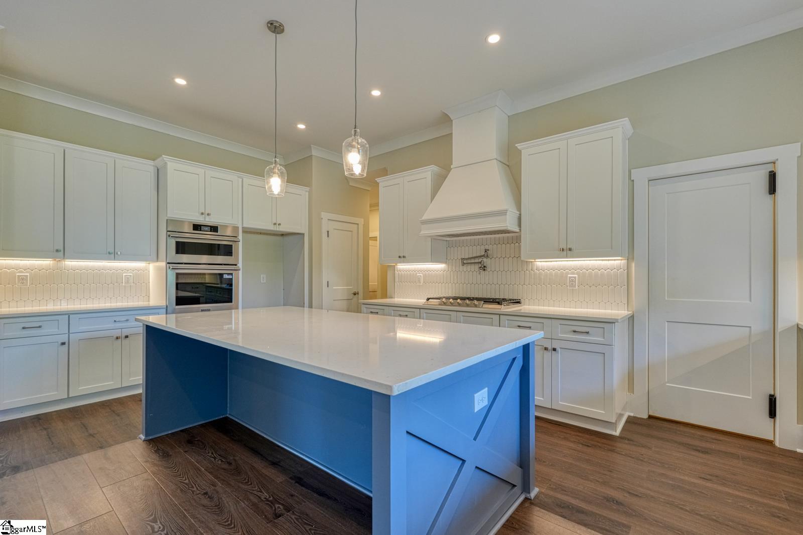 586 Clifdale Road Property Photo 13
