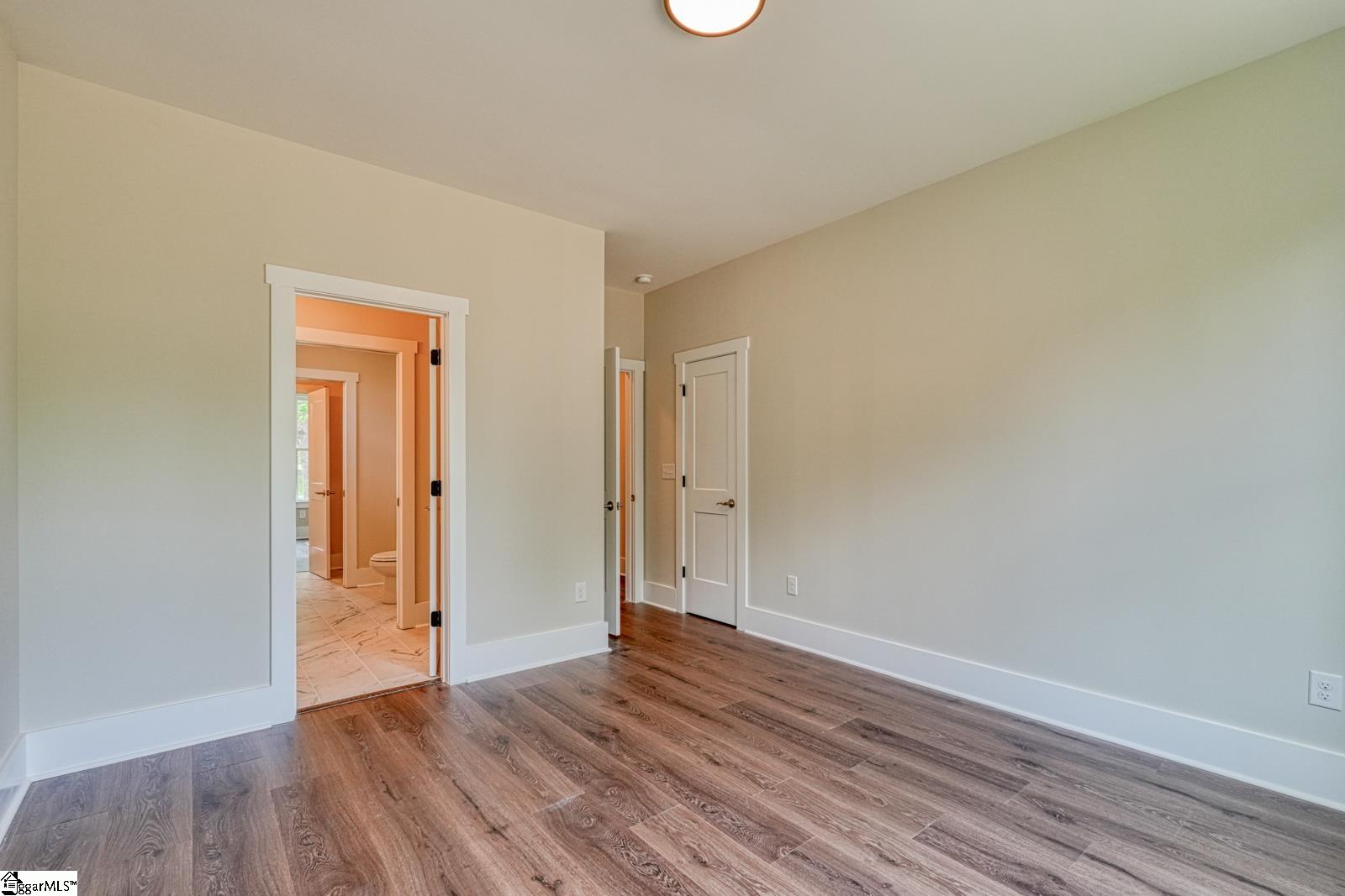 586 Clifdale Road Property Photo 37