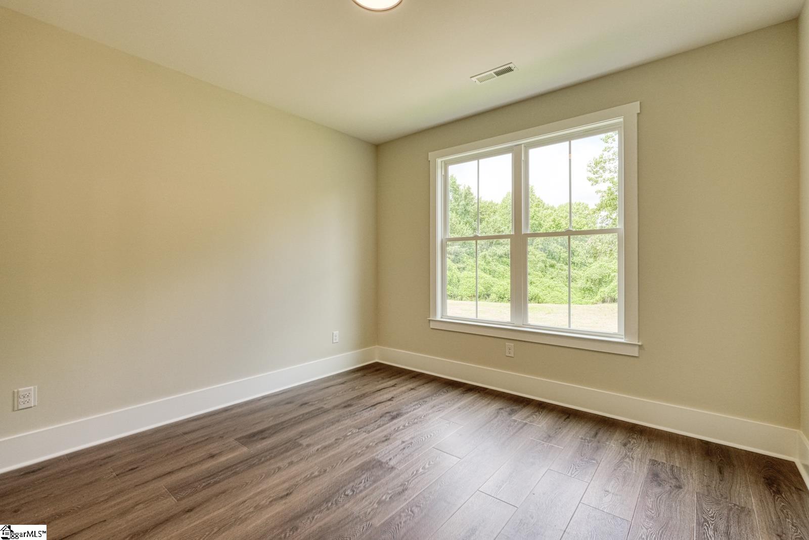 586 Clifdale Road Property Photo 38