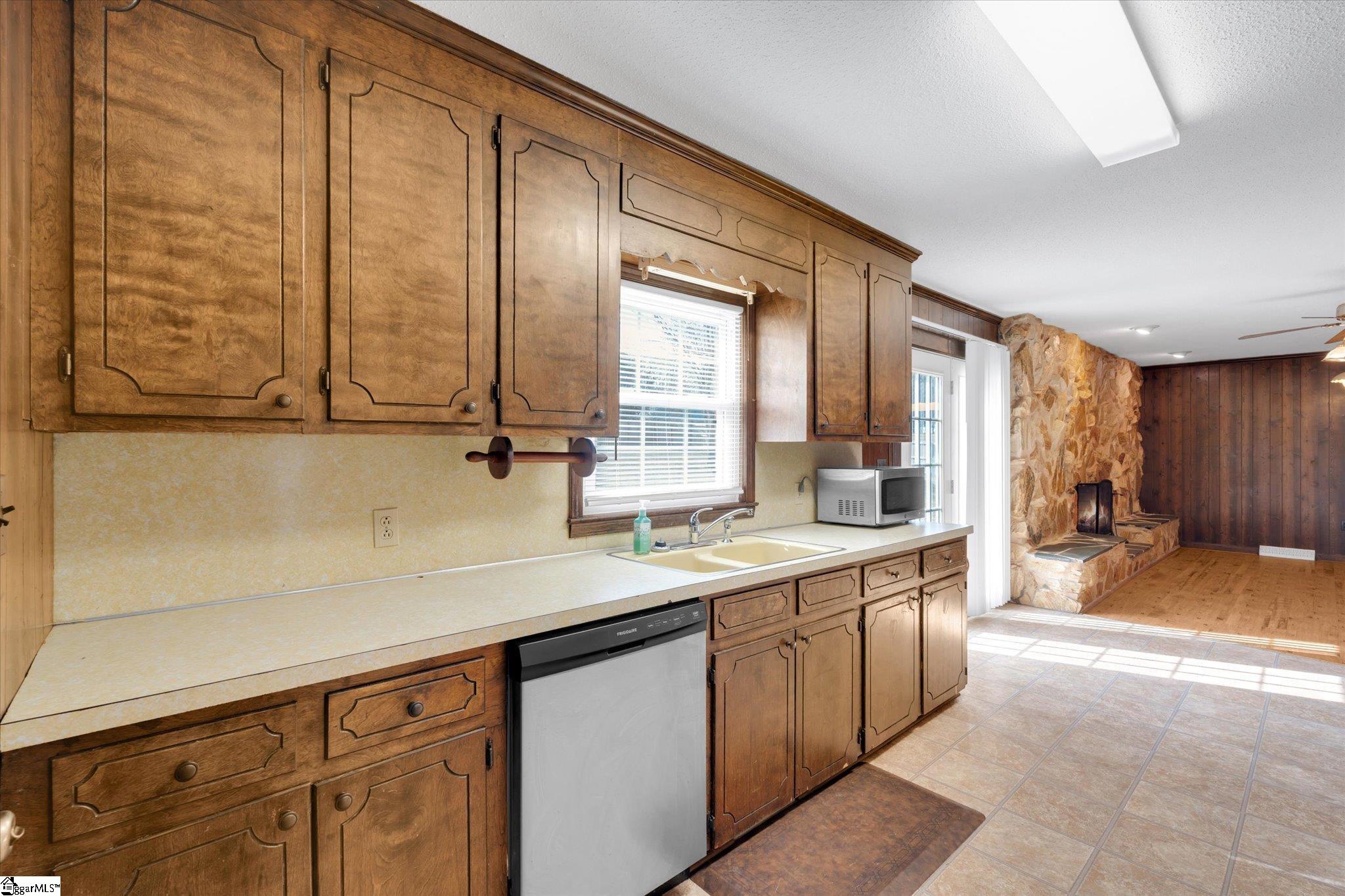 2114 Karen Lane Property Photo 15