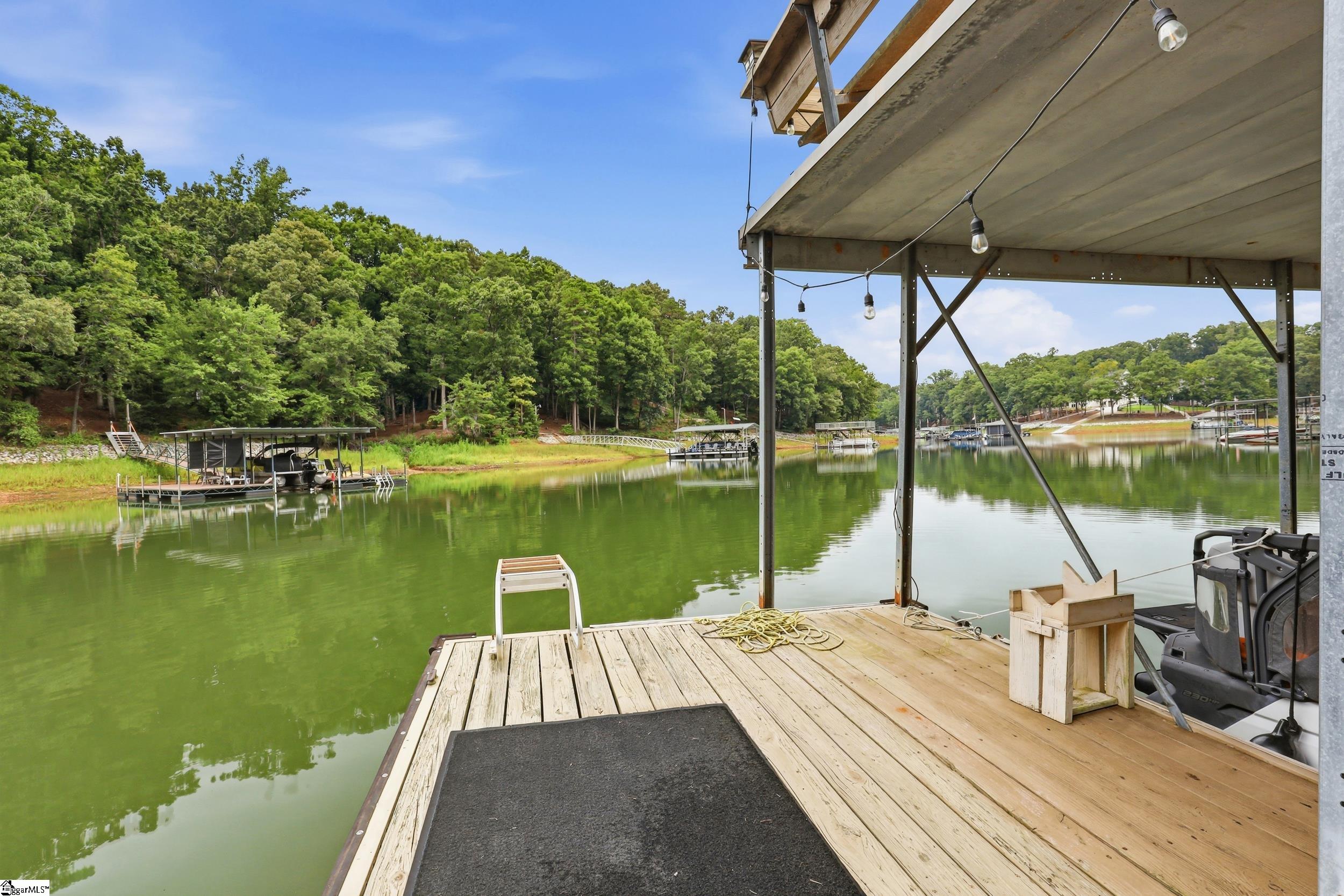 102 Pier Thirty Three Property Photo 2