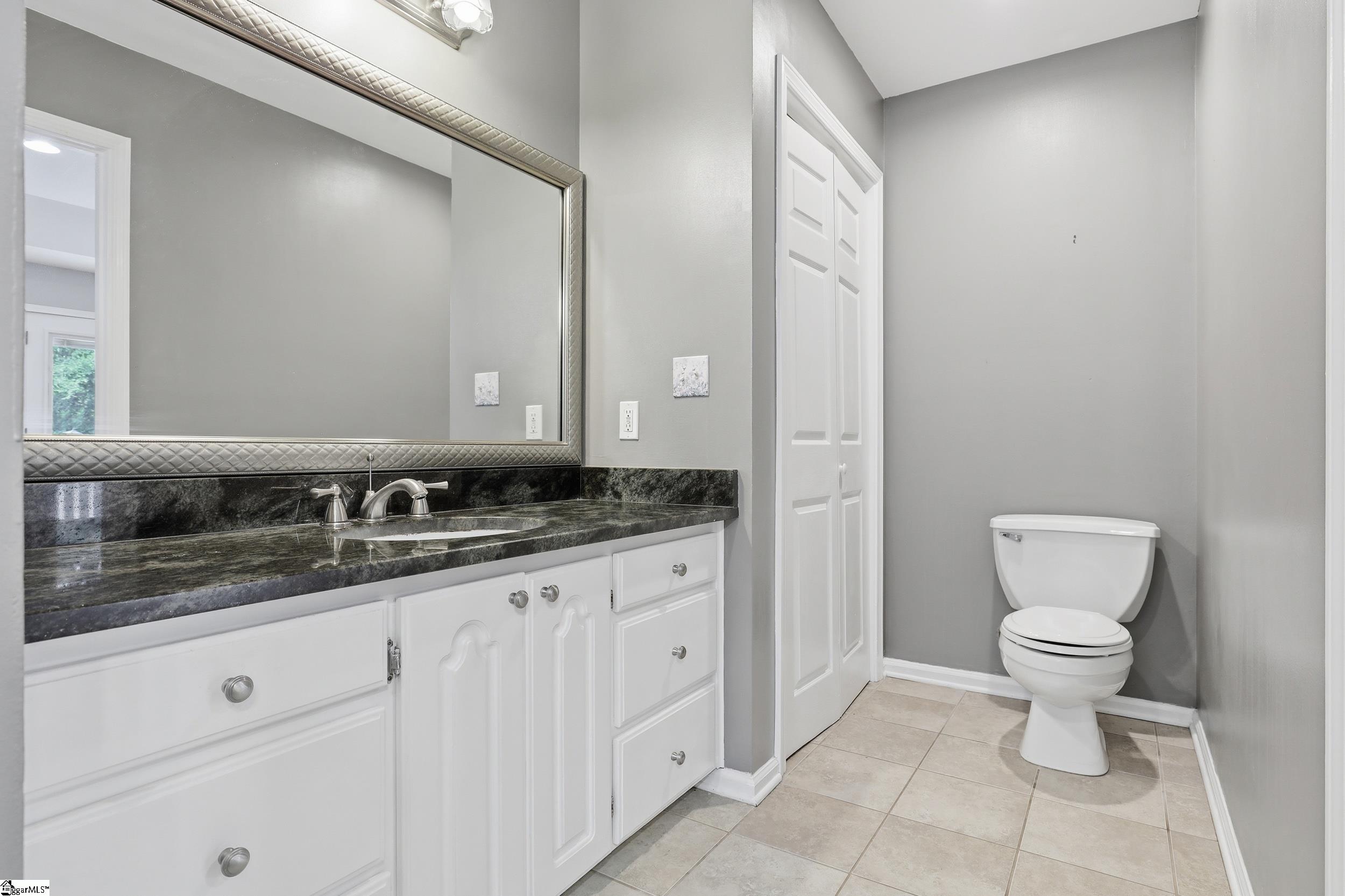102 Pier Thirty Three Property Photo 23