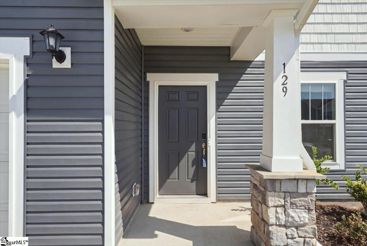 129 Gibbon Way Property Photo 4