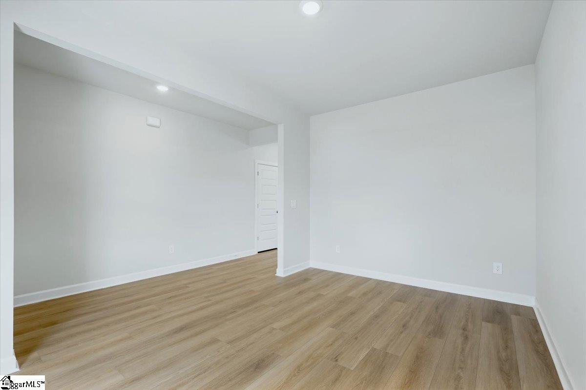 129 Gibbon Way Property Photo 6