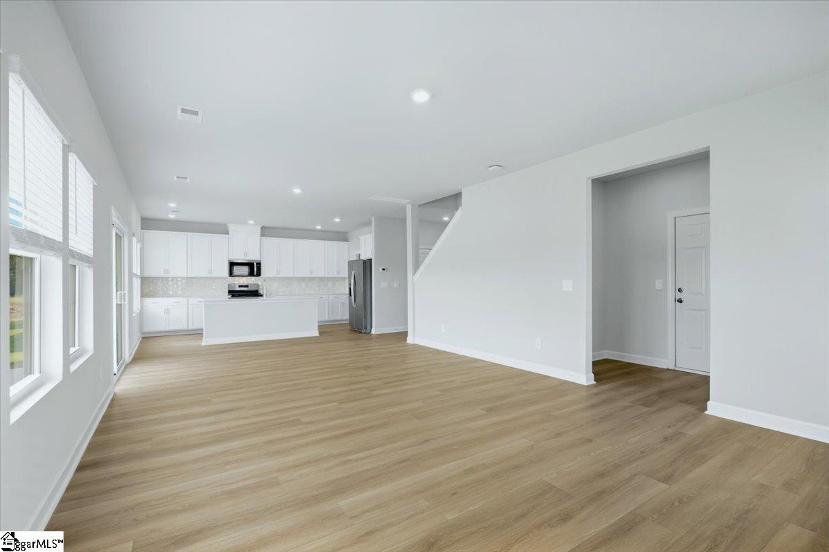 129 Gibbon Way Property Photo 9