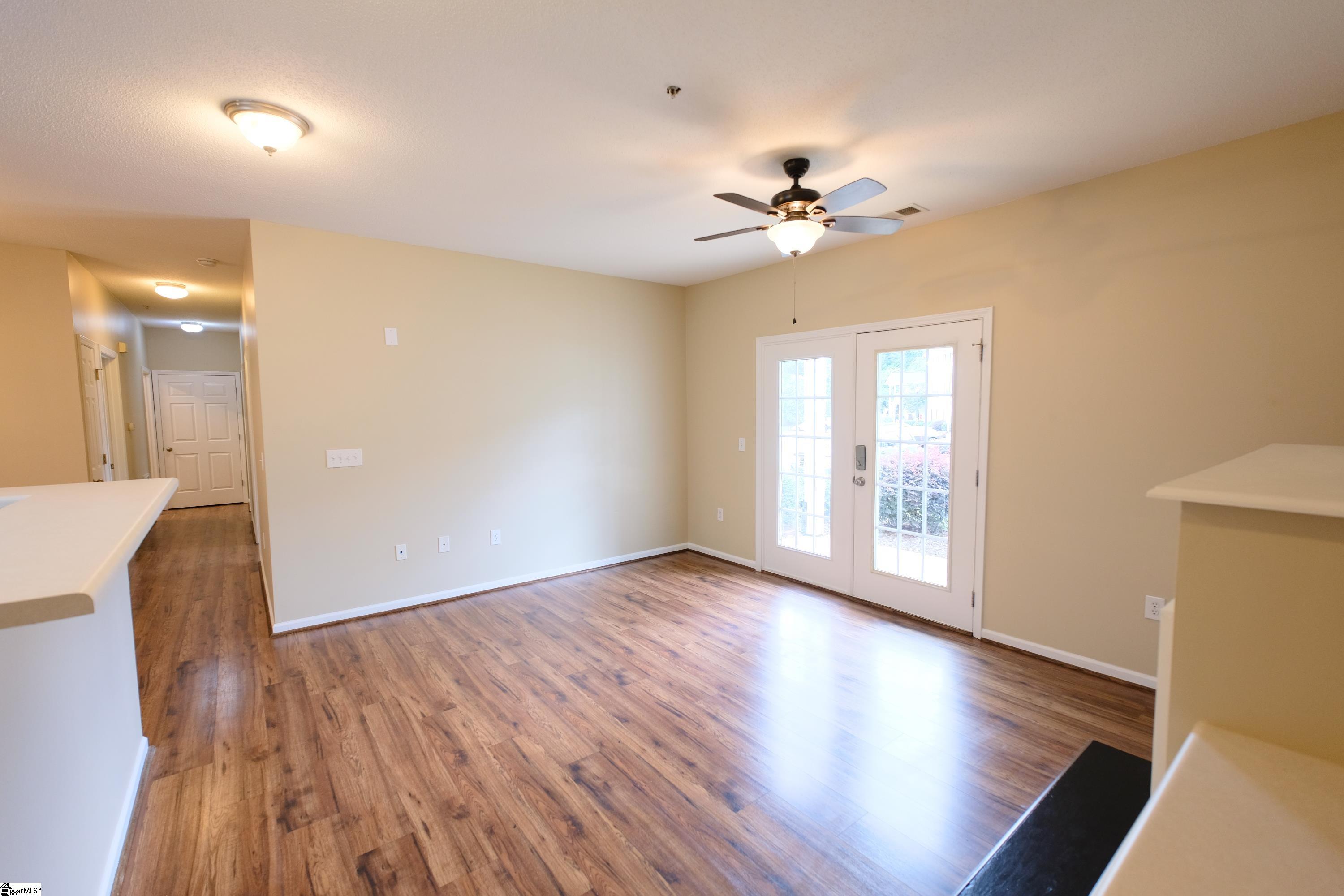 602 Mckenna Circle Property Photo 2