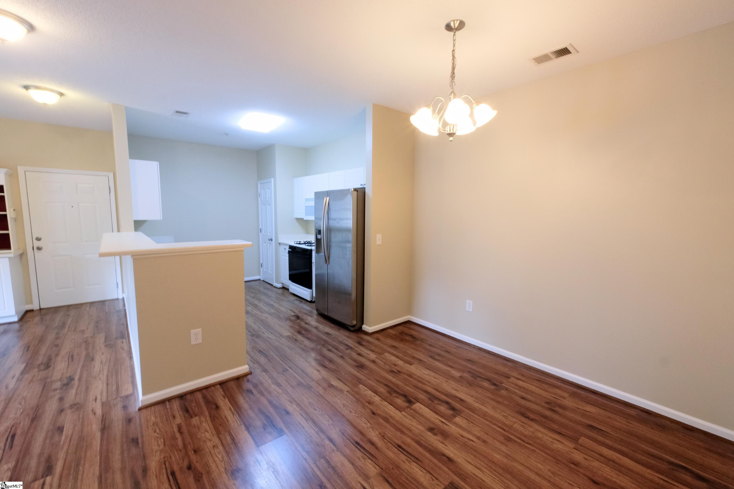 602 Mckenna Circle Property Photo 8