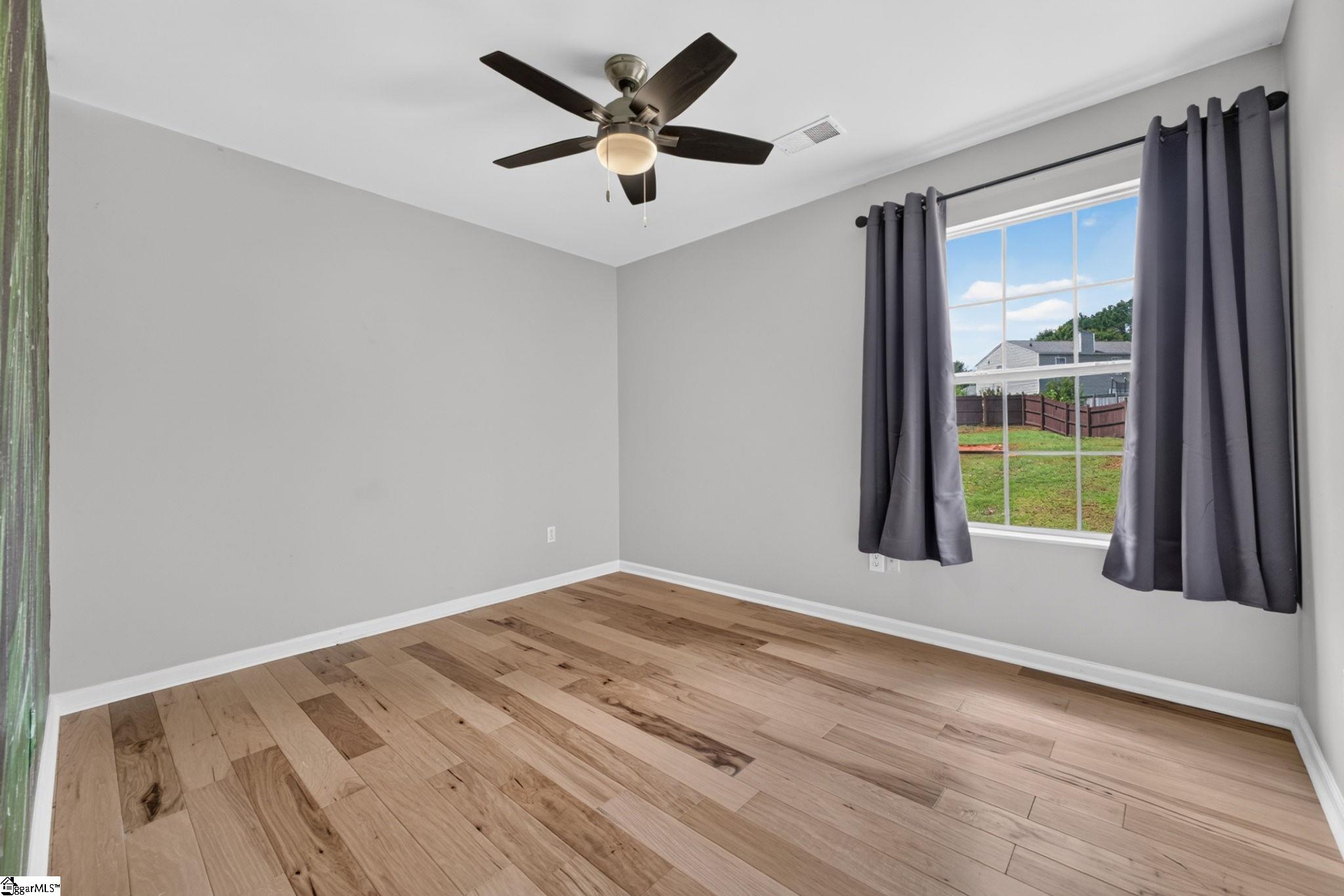 114 Kingsman Court Property Photo 25