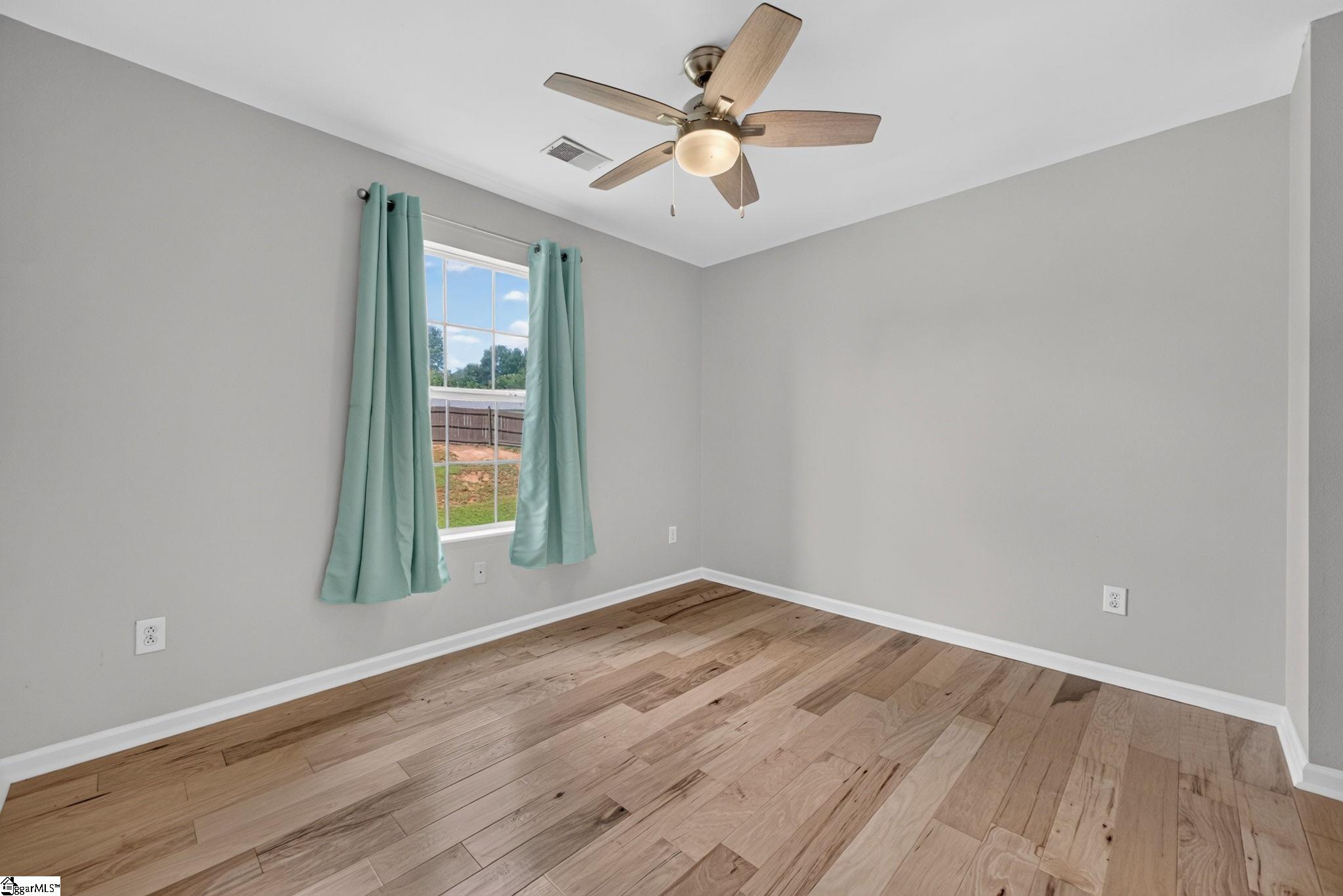 114 Kingsman Court Property Photo 26