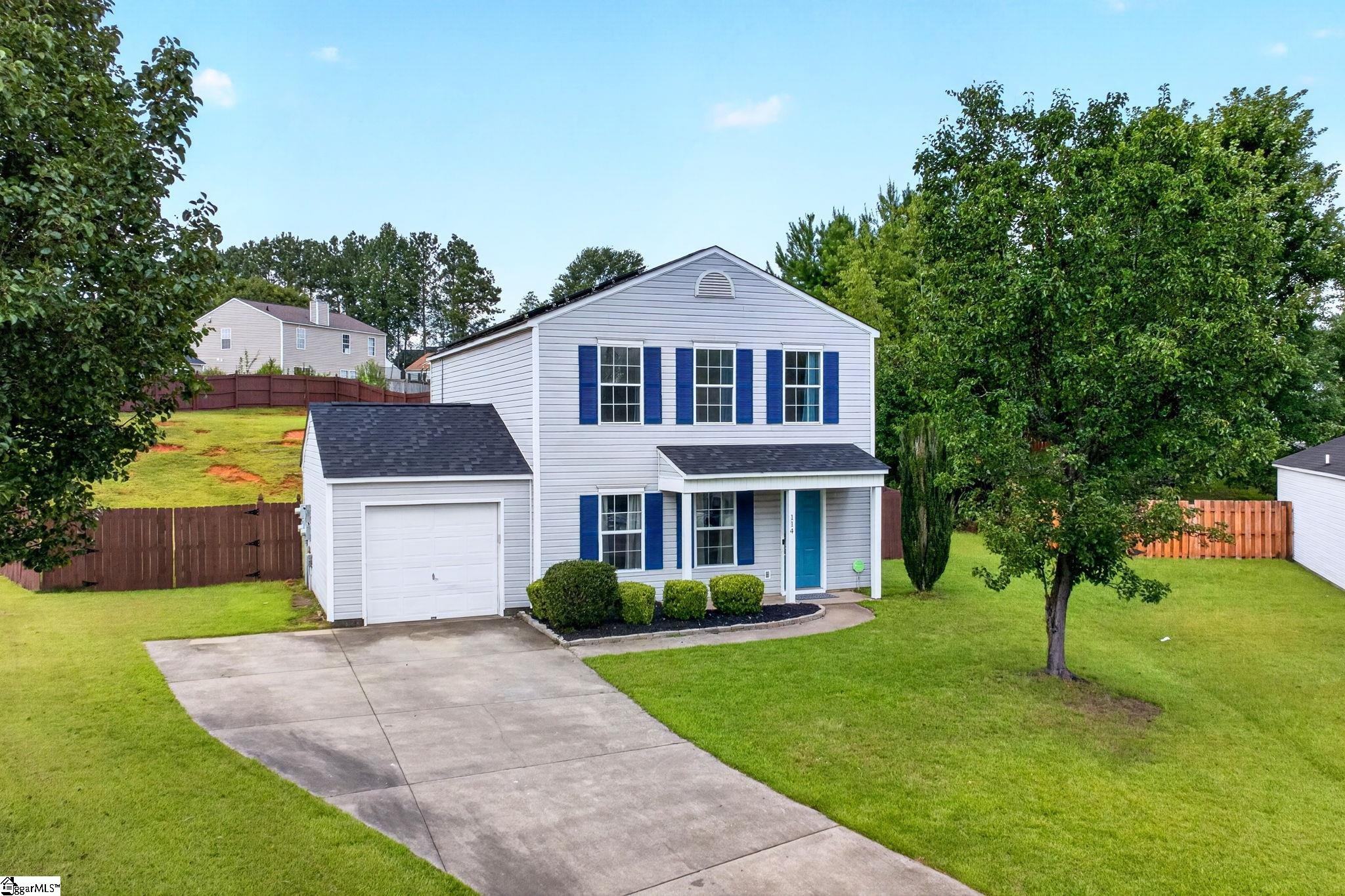 114 Kingsman Court Property Photo 34