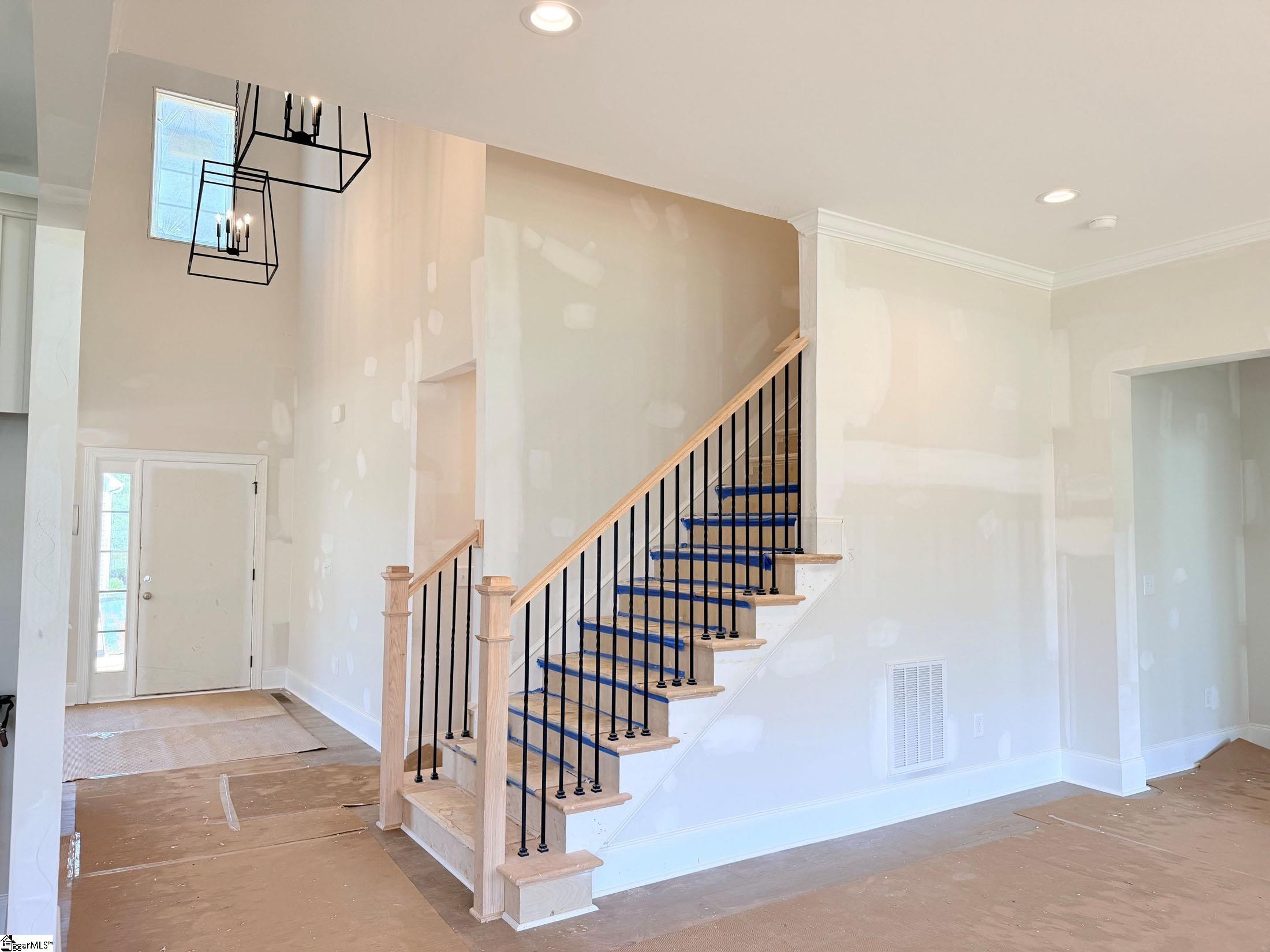 618 Creekway Court Property Photo 10