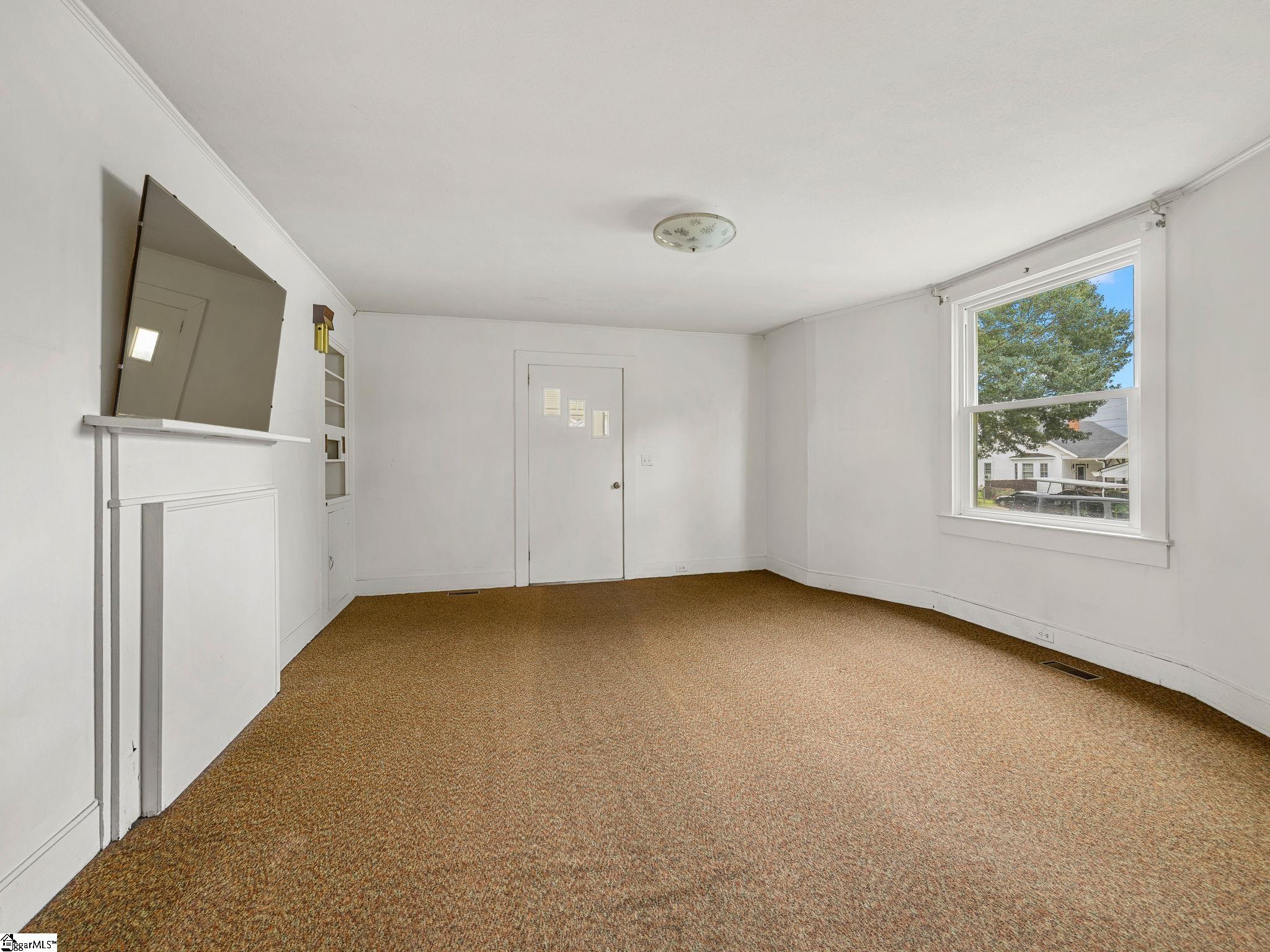 33 Lawrence Street Property Photo 11