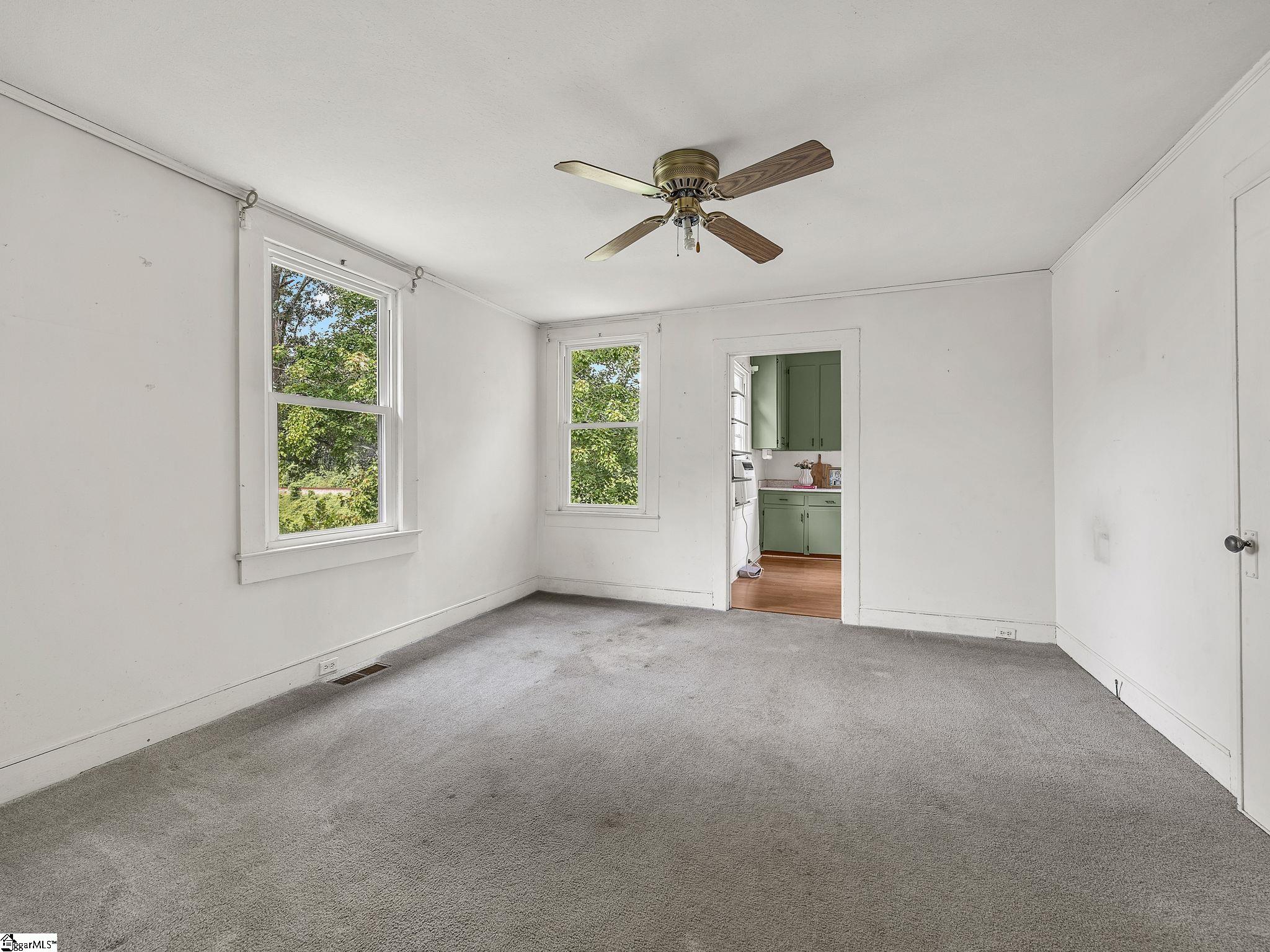 33 Lawrence Street Property Photo 16
