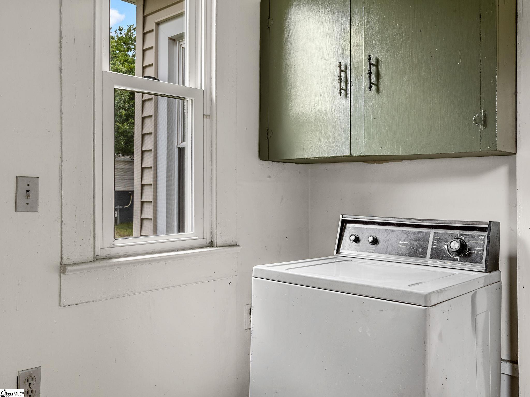 33 Lawrence Street Property Photo 17