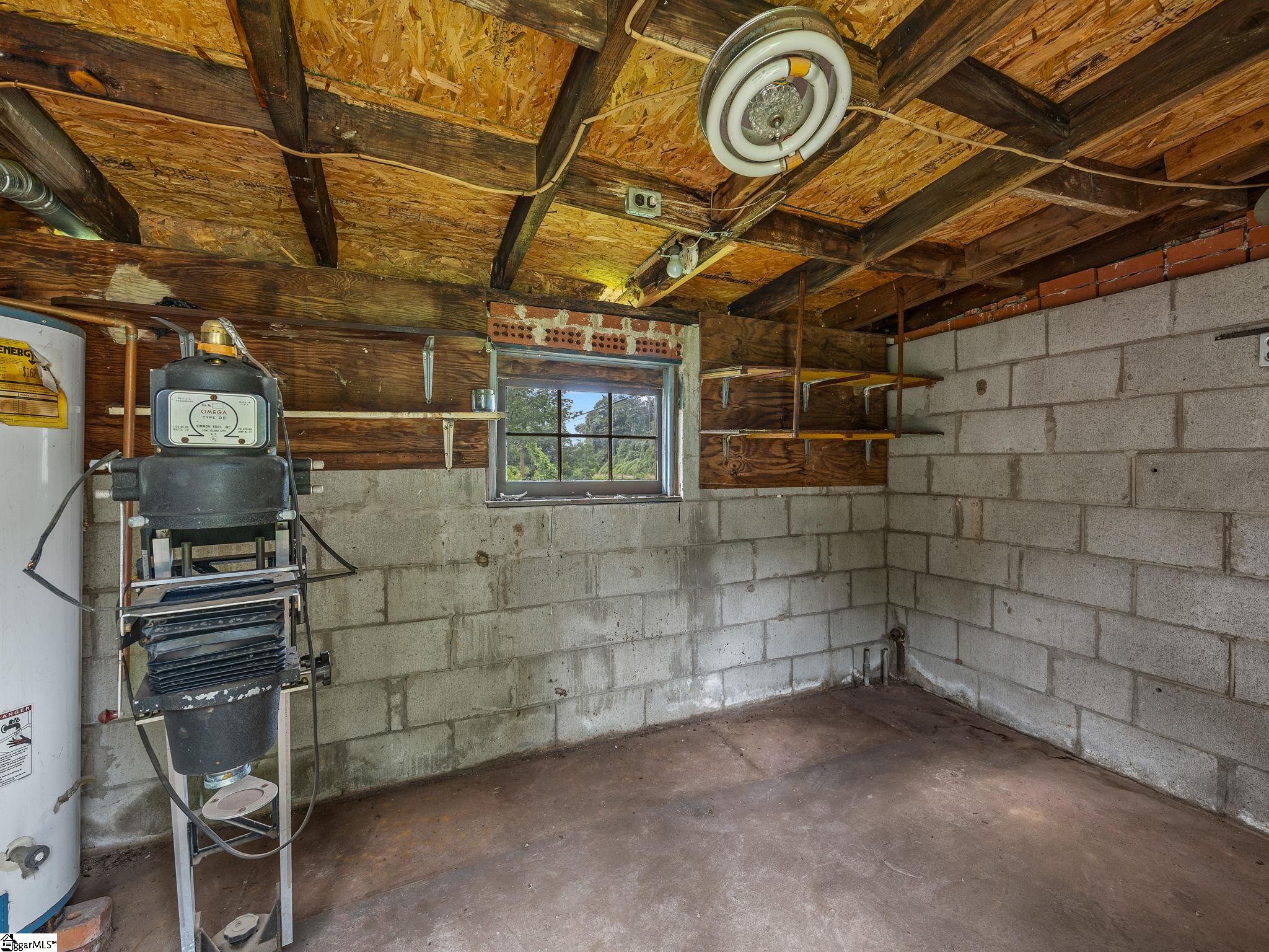 33 Lawrence Street Property Photo 34