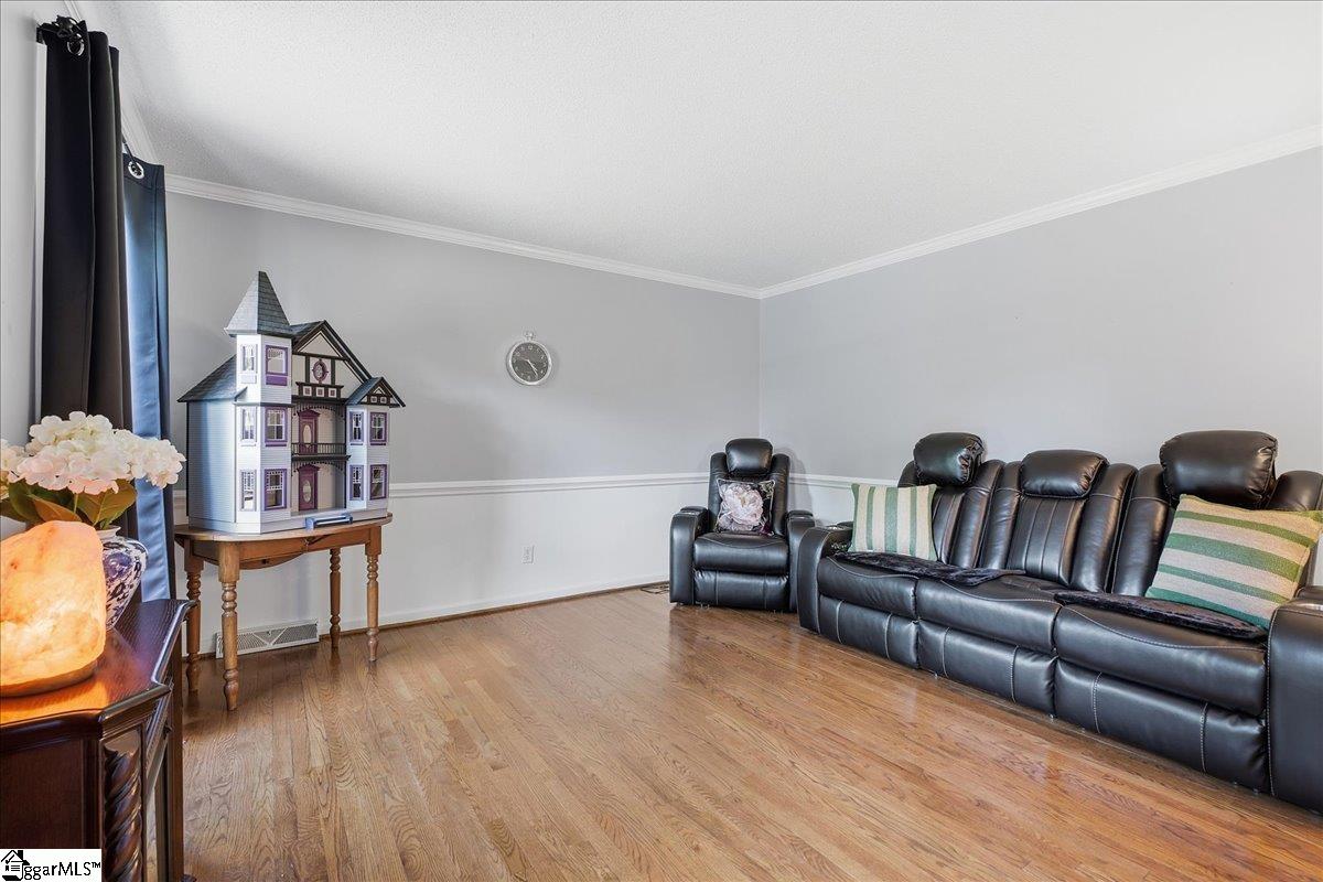 410 Thornhill Drive Property Photo 10