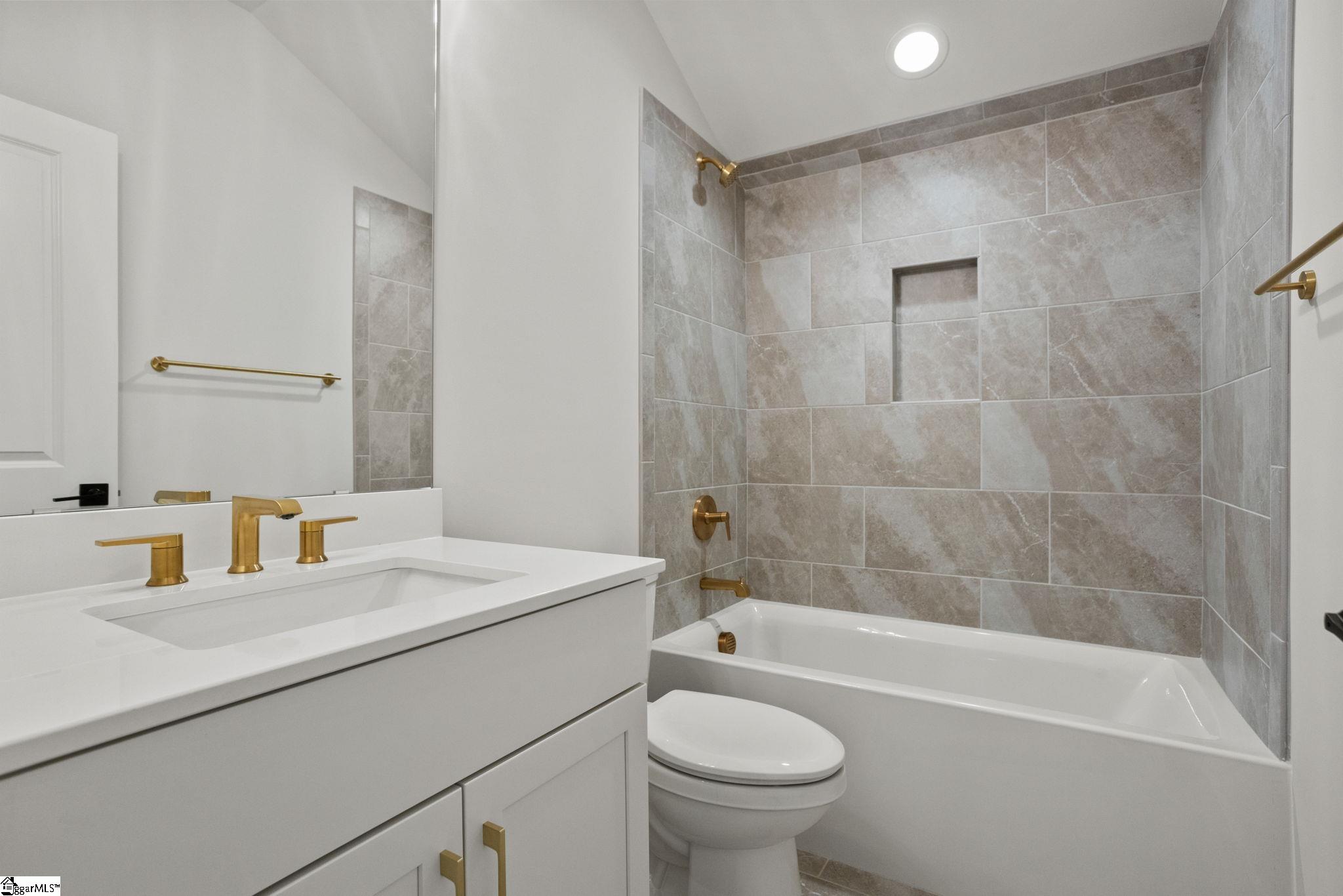 106 Adrian Way Property Photo 22
