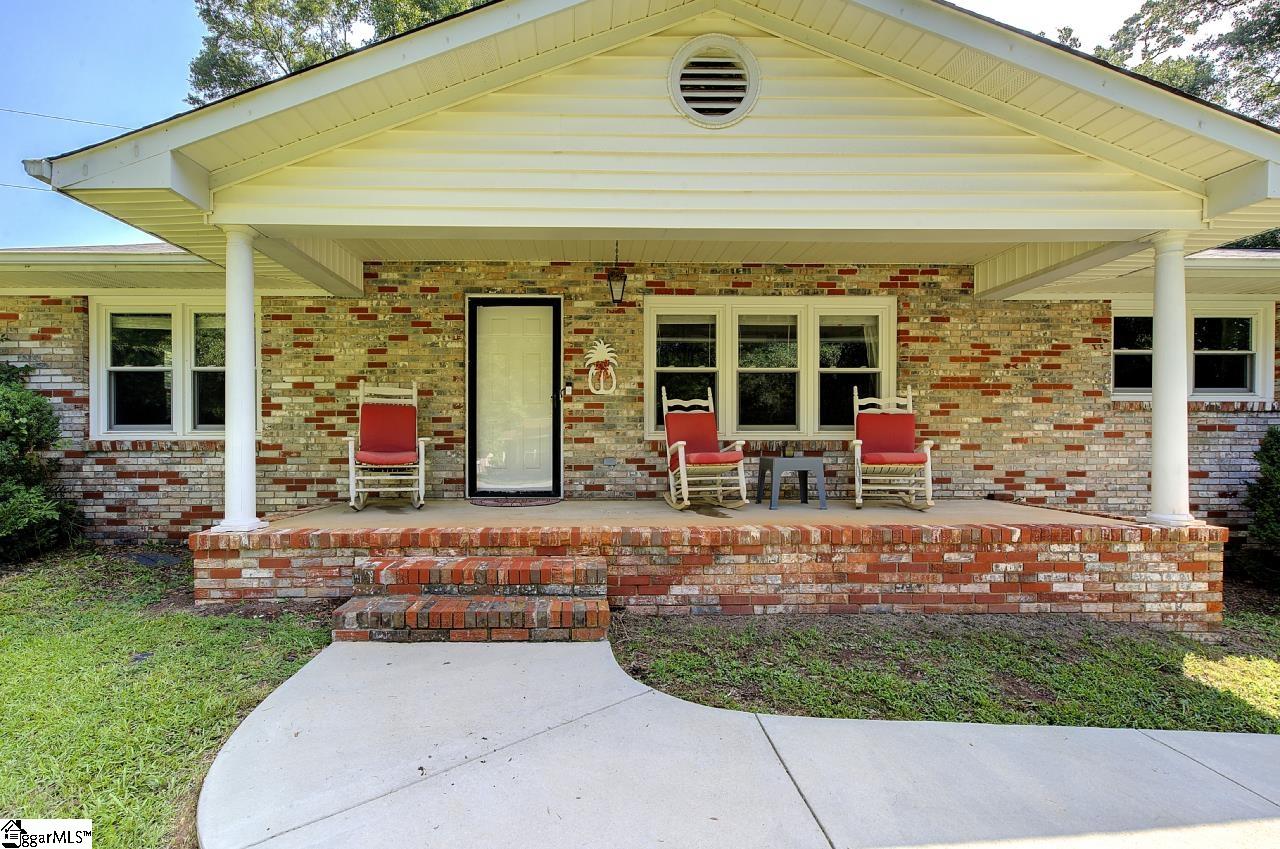 303 Mill Street Property Photo 1