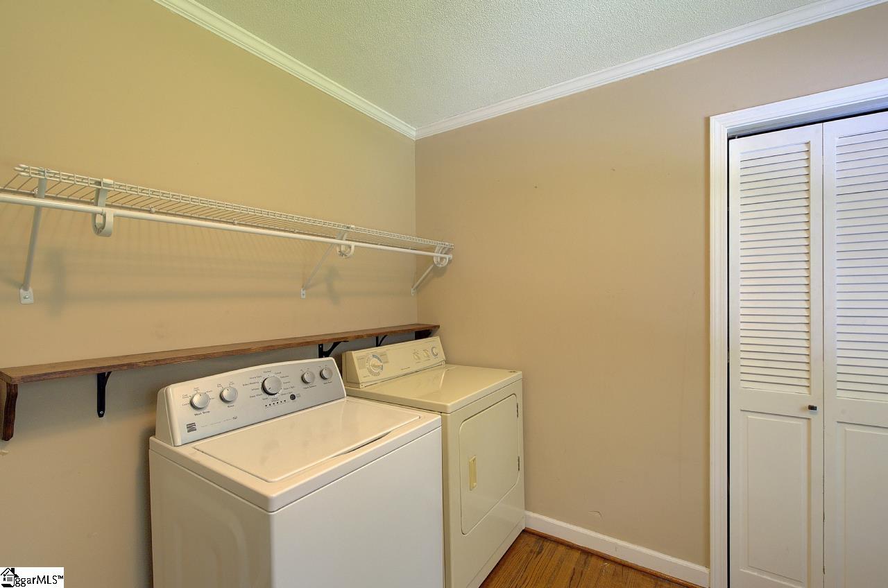 303 Mill Street Property Photo 25