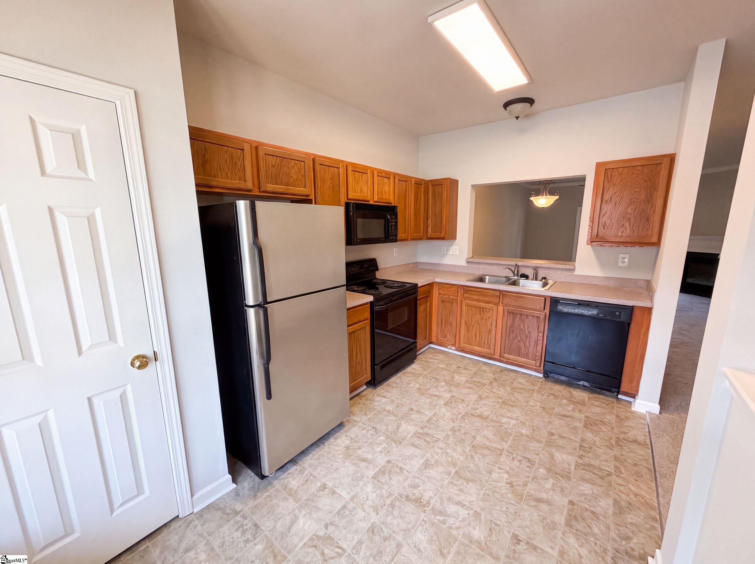 615 Graythorn Lane Property Photo 2