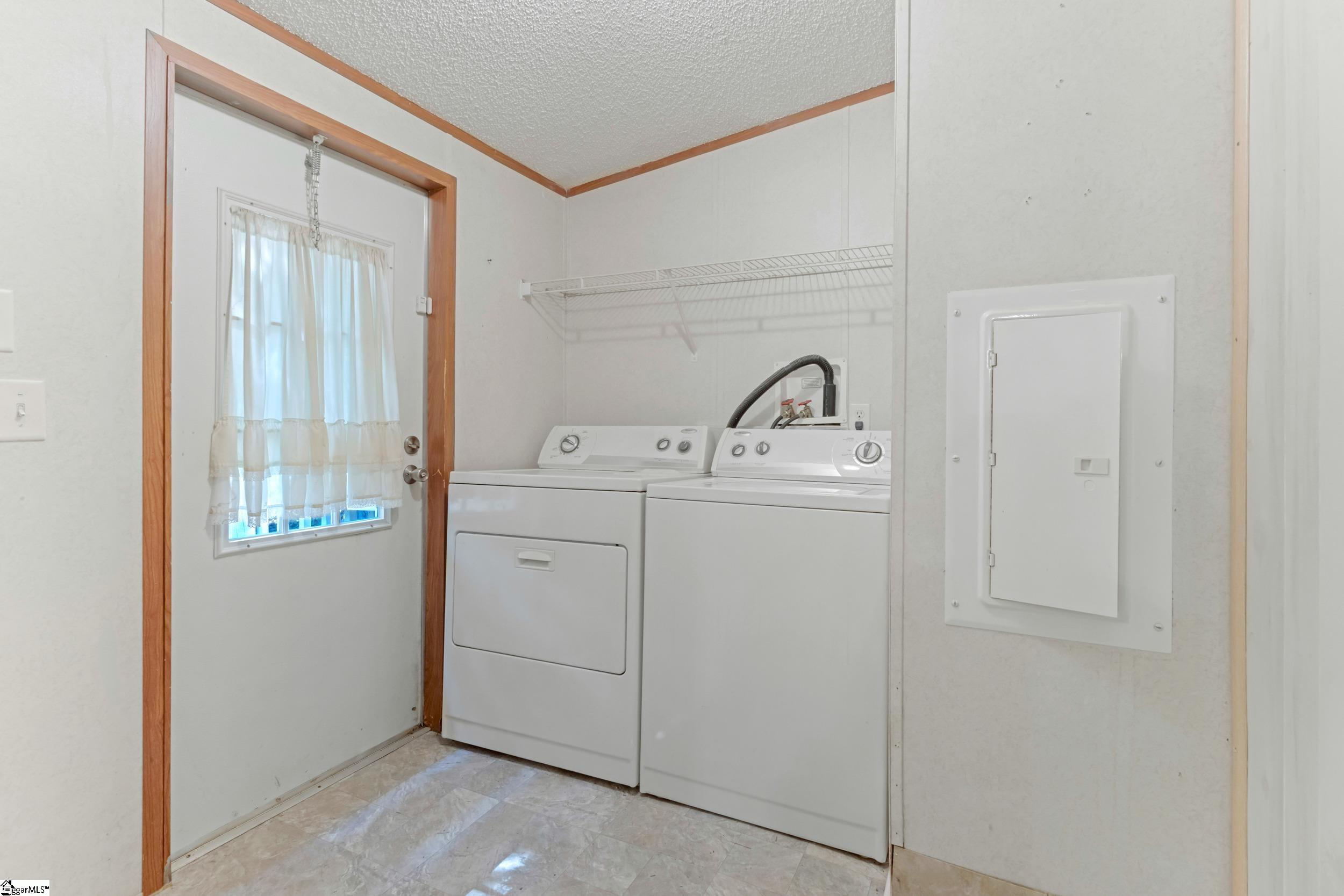 214 Chantilly Circle Property Photo 11