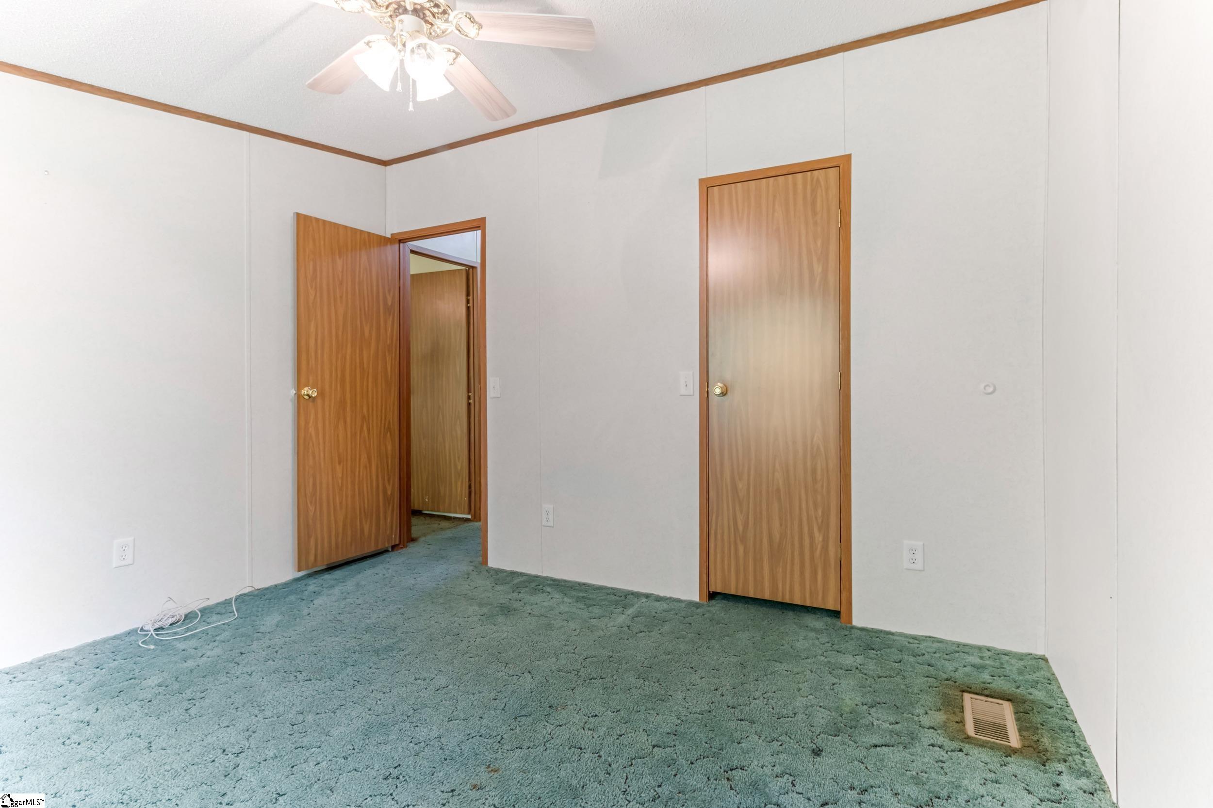 214 Chantilly Circle Property Photo 25