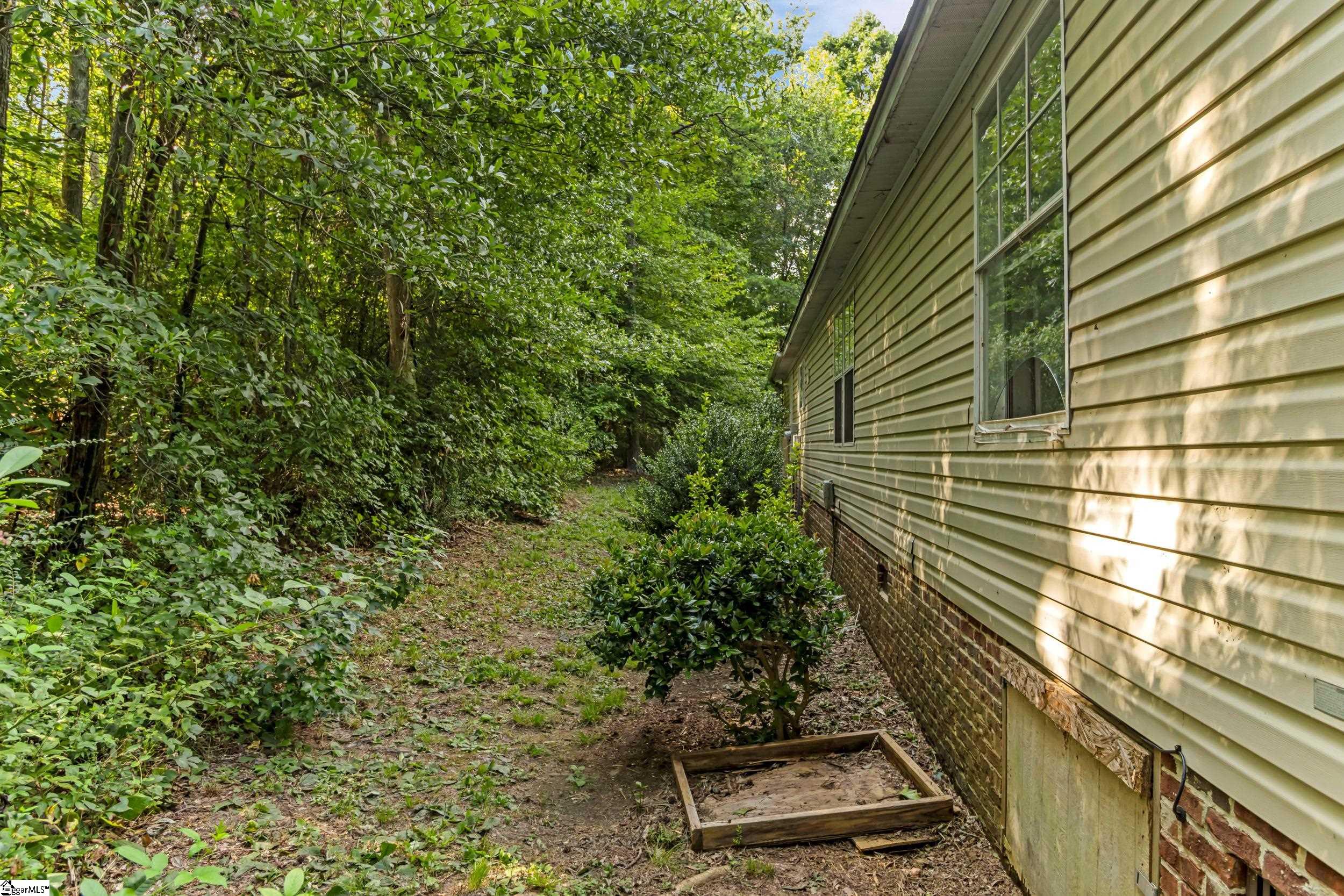 214 Chantilly Circle Property Photo 28