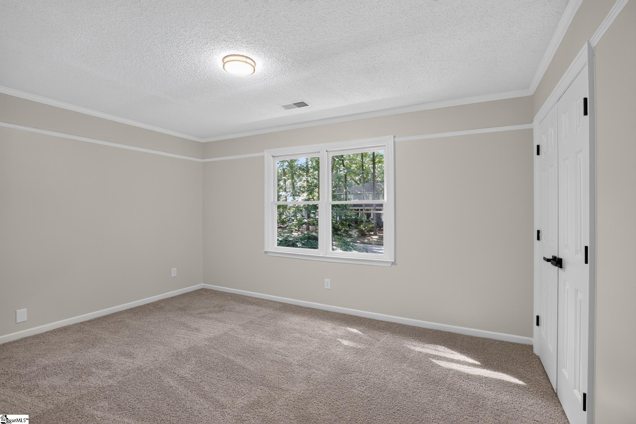 814 S Almond Drive Property Photo 11