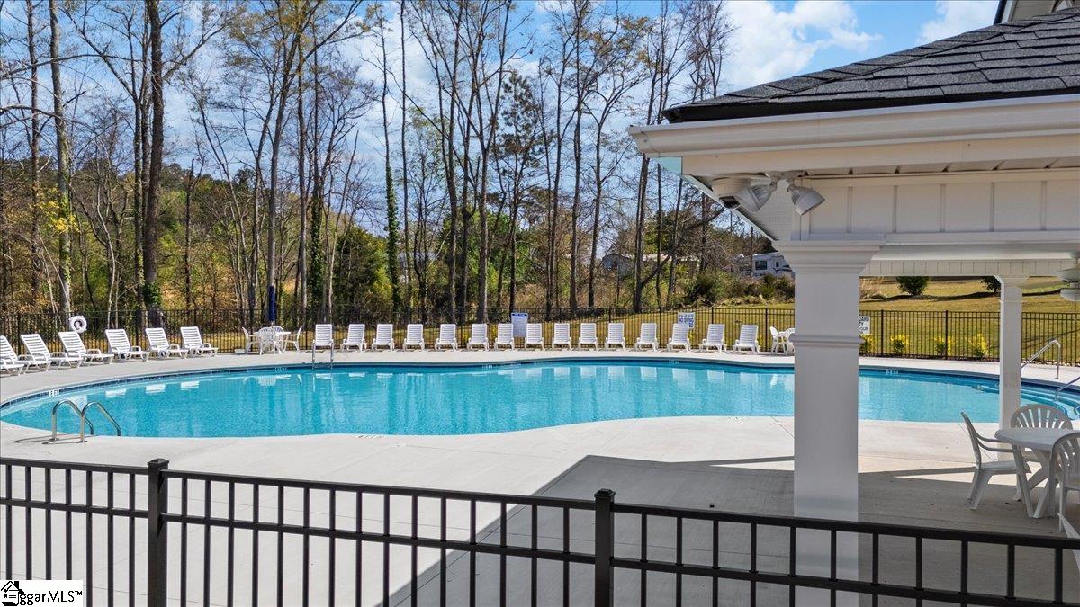 867 Rodin Road Property Photo 8