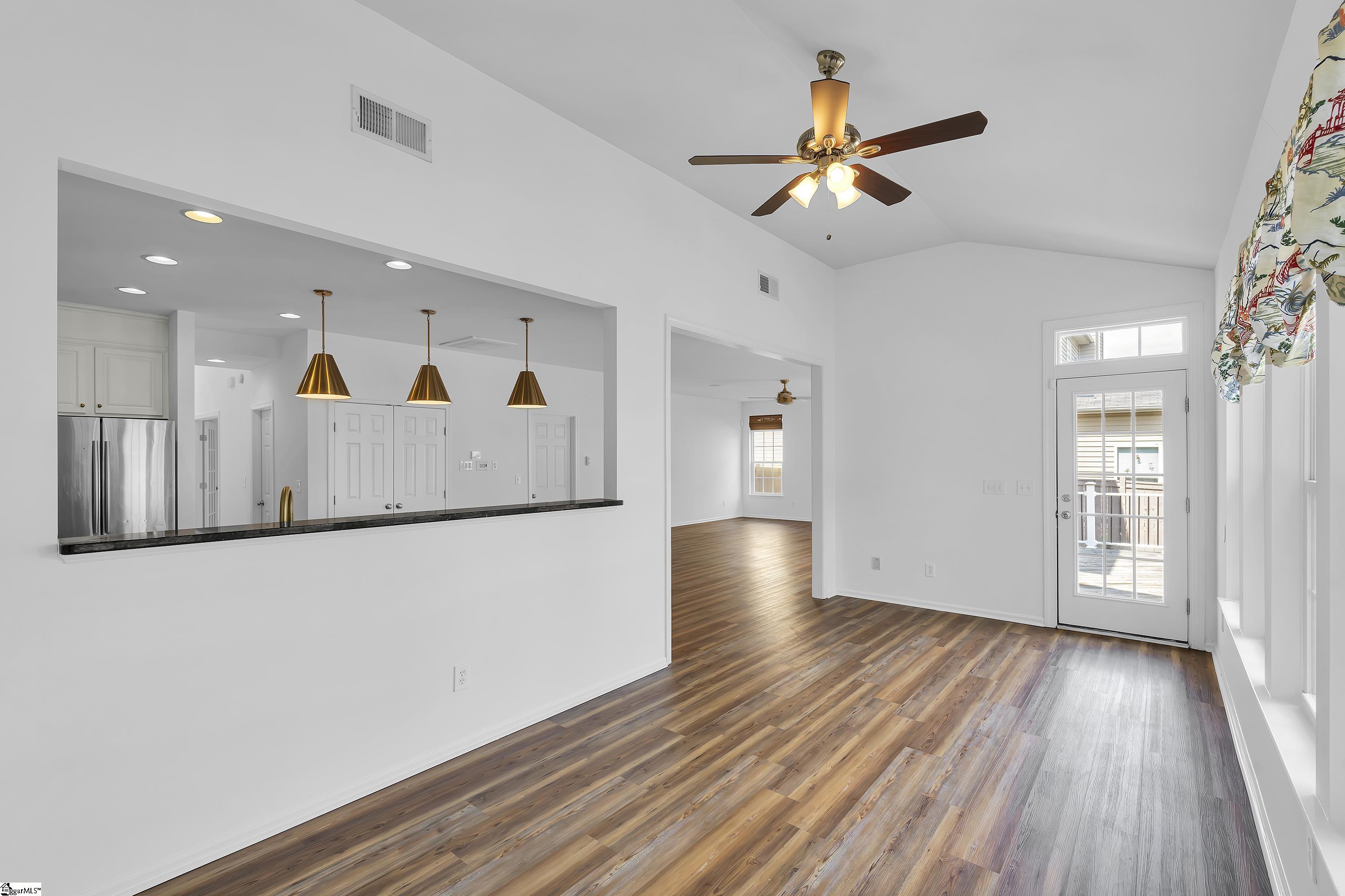 6 Stonebury Drive Property Photo 12