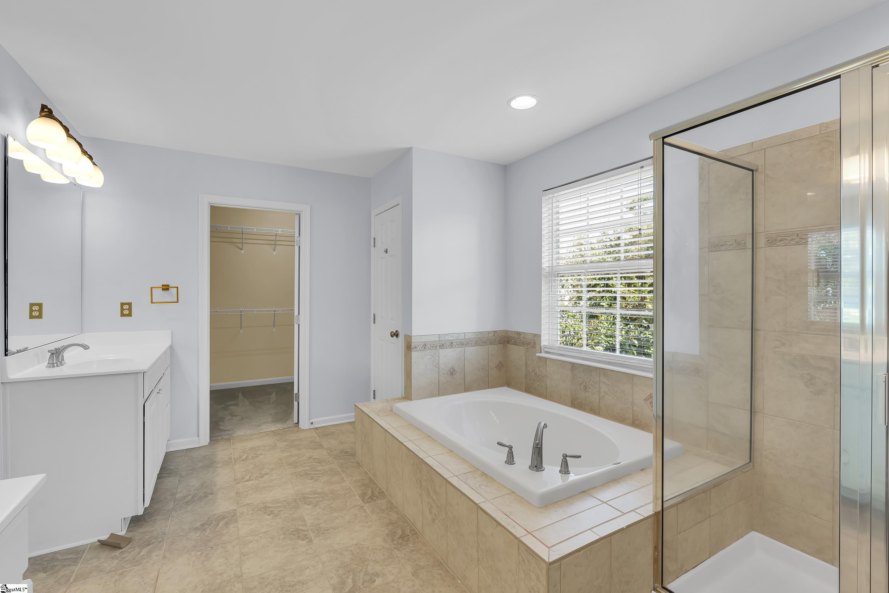 6 Stonebury Drive Property Photo 21