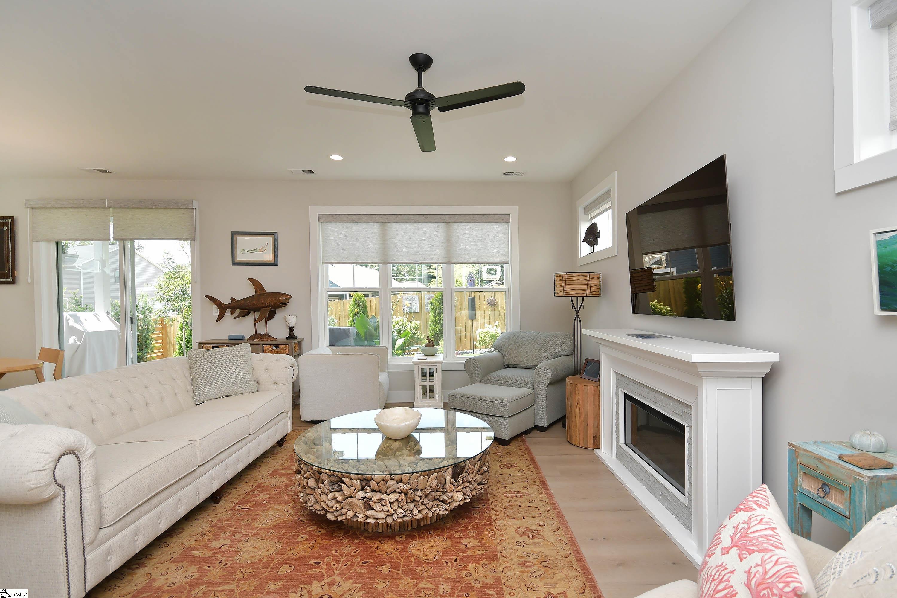 114 Taylor Street Property Photo 8