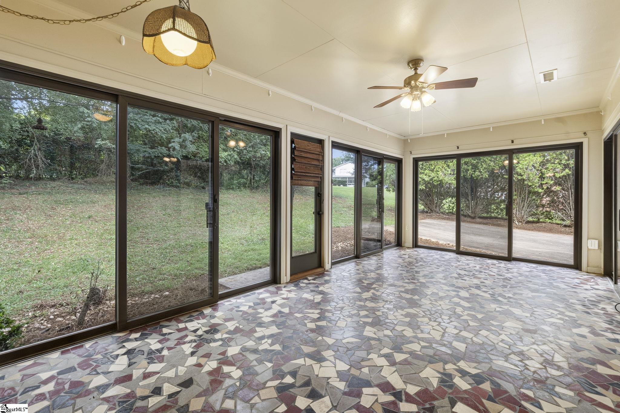 1204 Stonehurst Drive Property Photo 6