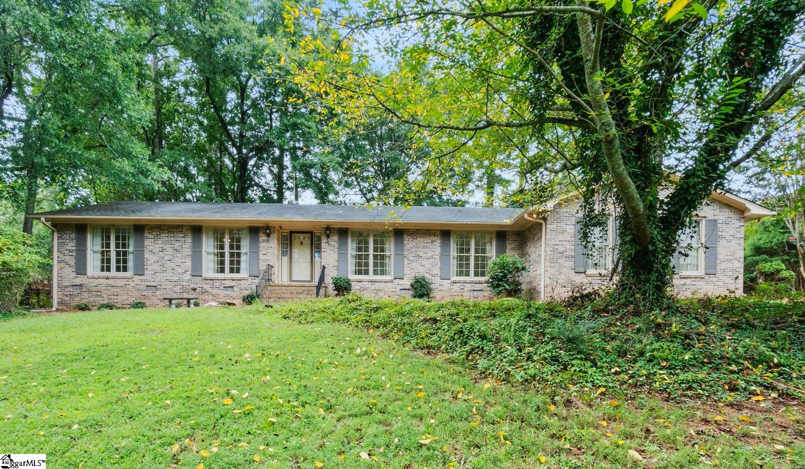 1204 Stonehurst Drive Property Photo 7