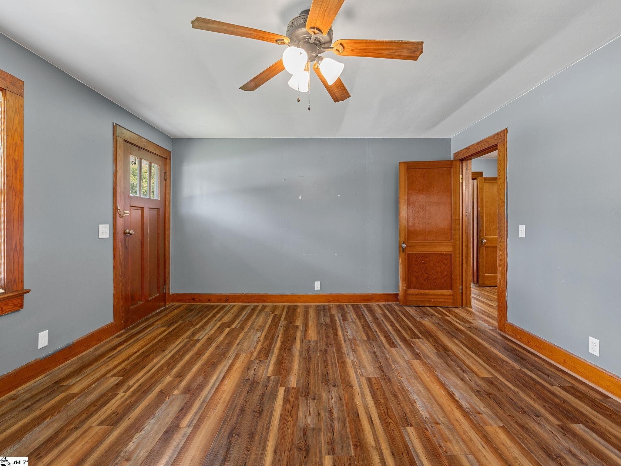 215 Haile Street Property Photo 7