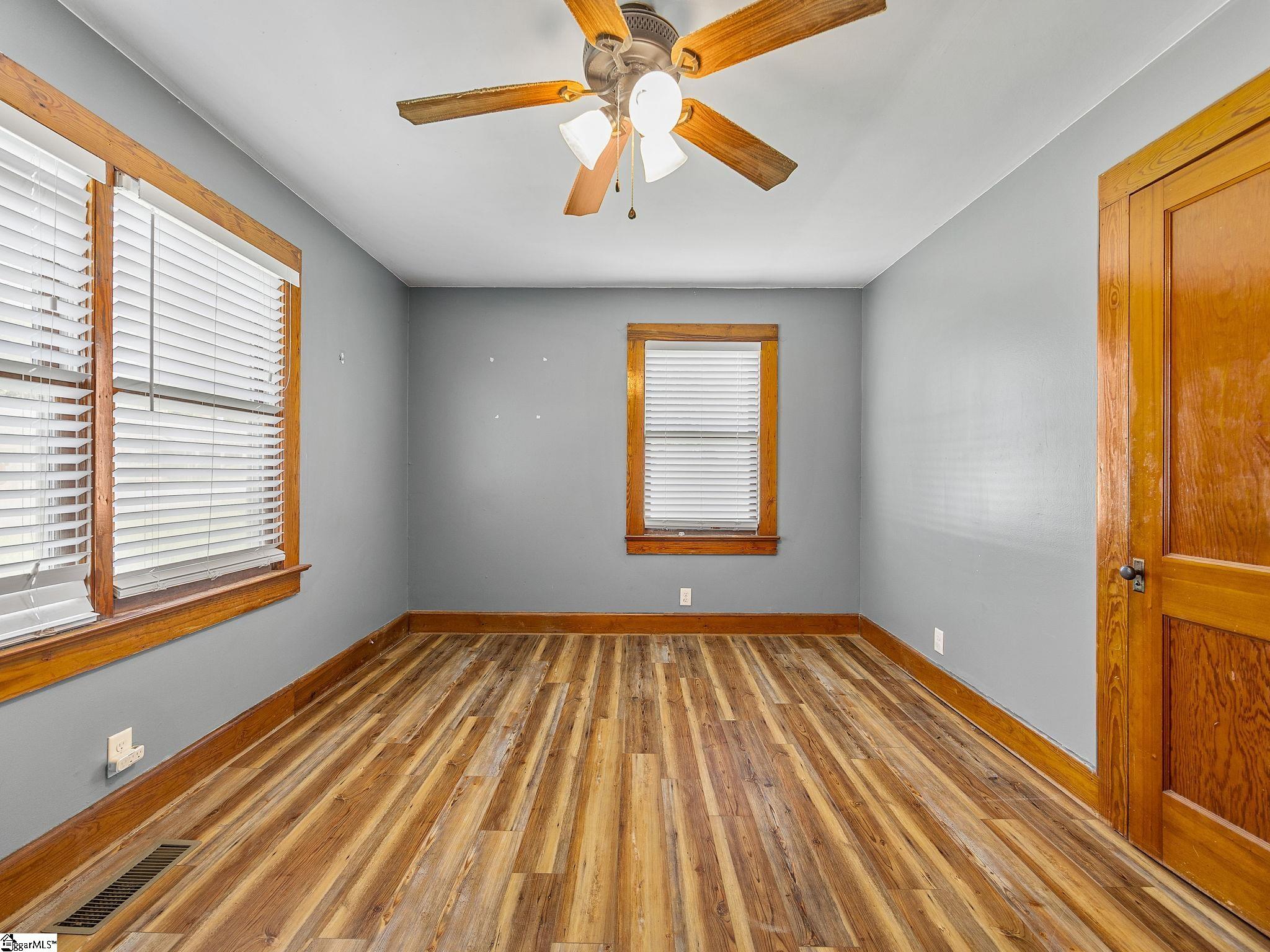 215 Haile Street Property Photo 20