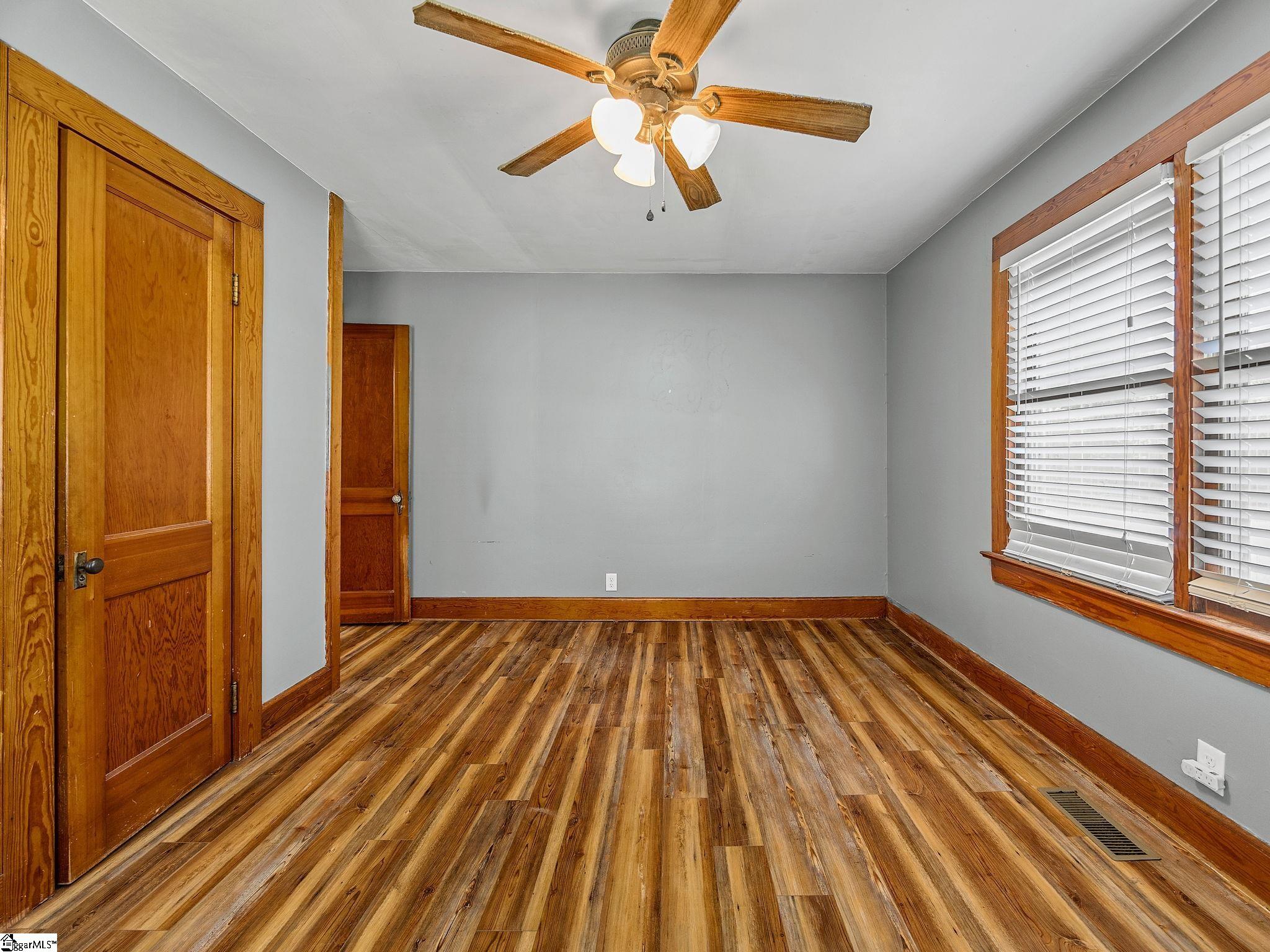 215 Haile Street Property Photo 21