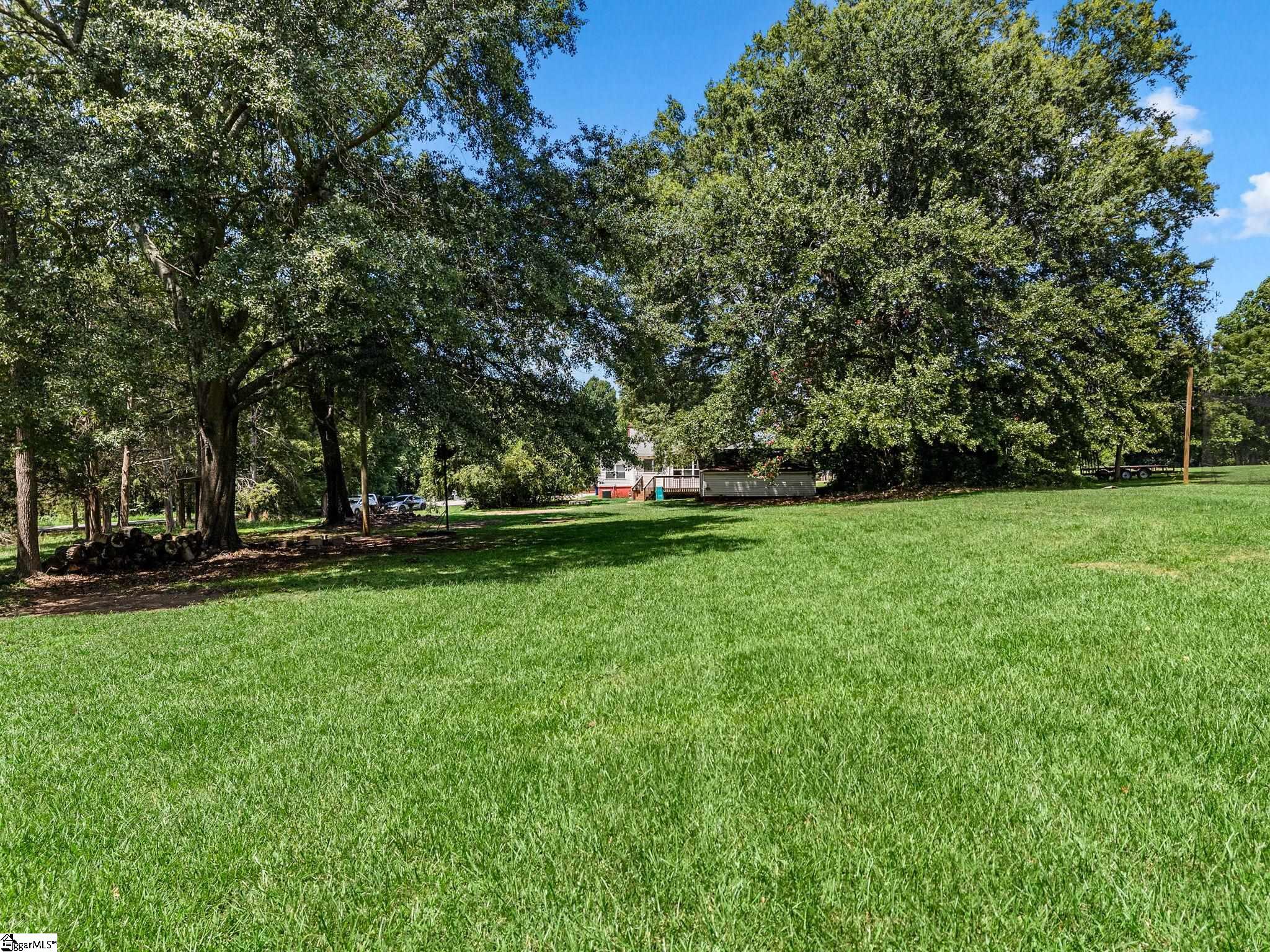215 Haile Street Property Photo 33