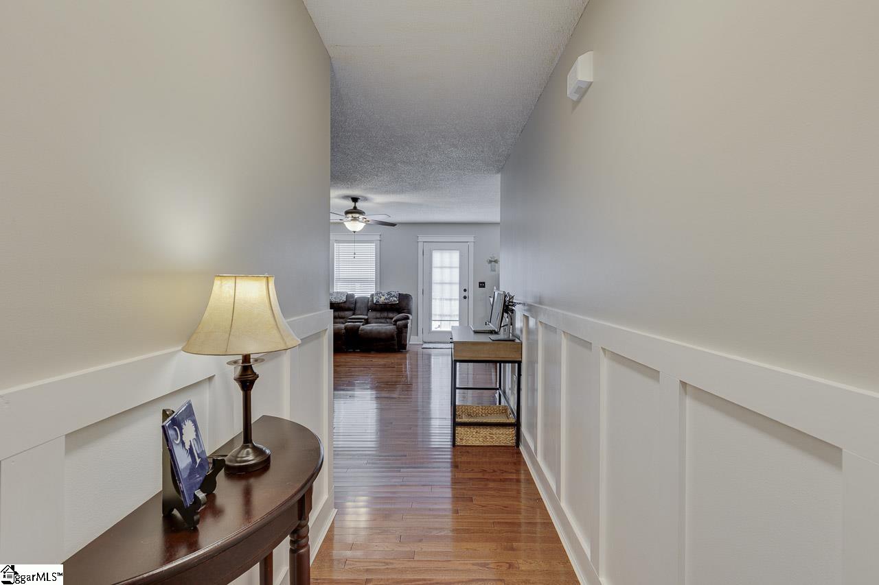 8 Shady Pines Court Property Photo 6