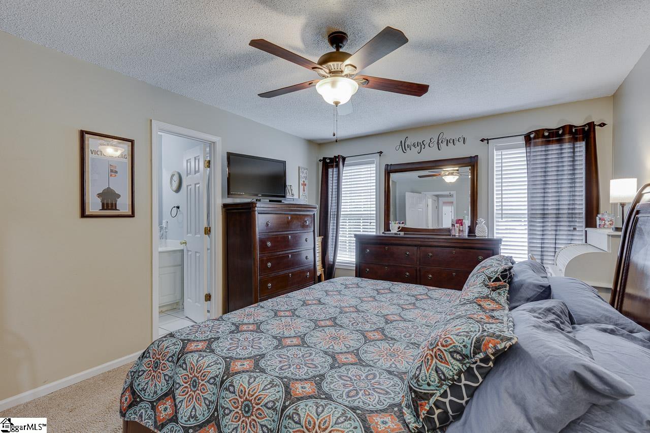 8 Shady Pines Court Property Photo 23