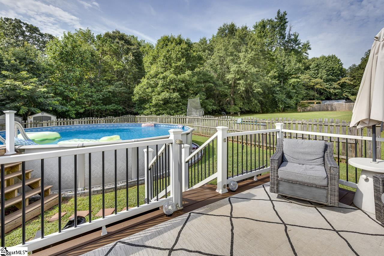 8 Shady Pines Court Property Photo 32