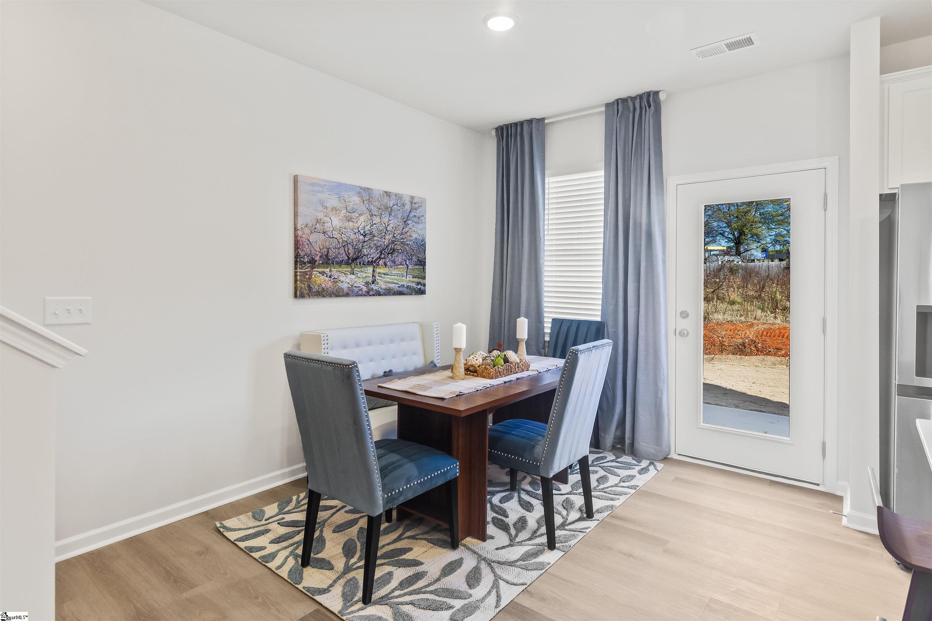 4 Stoneview Way Property Photo 6