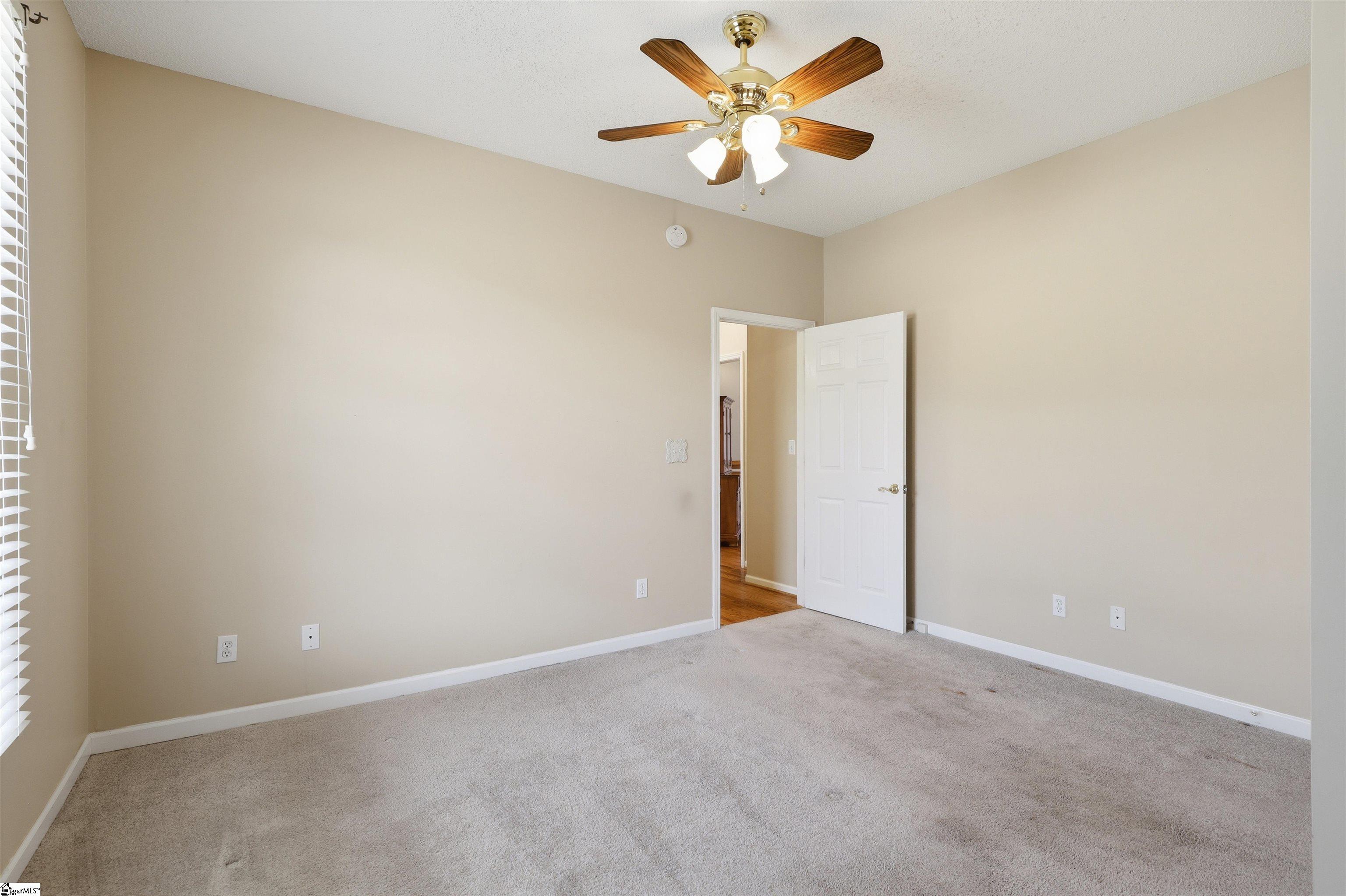 172 Roberts Meadow Loop Property Photo 23