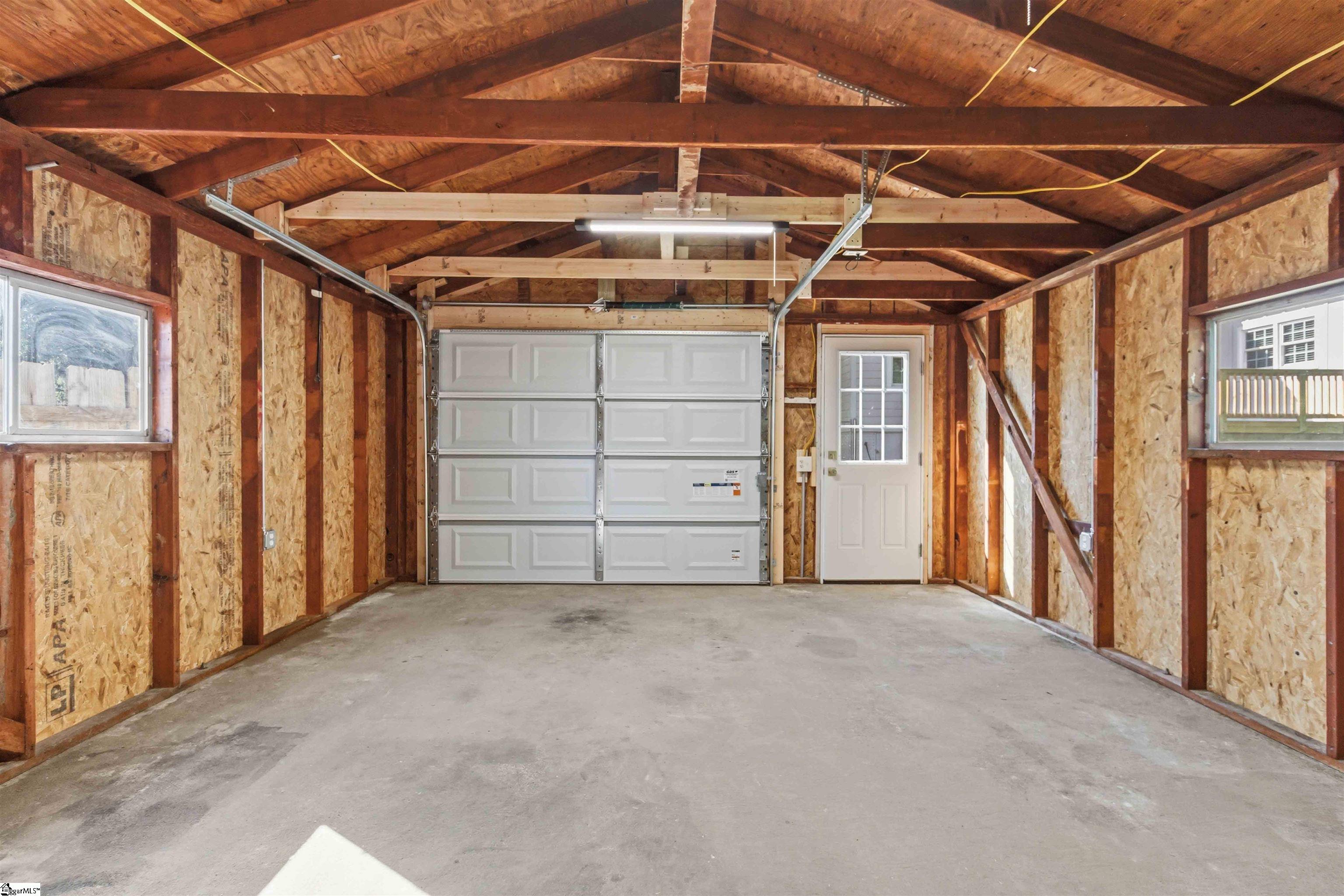 21 Kay Drive Property Photo 28