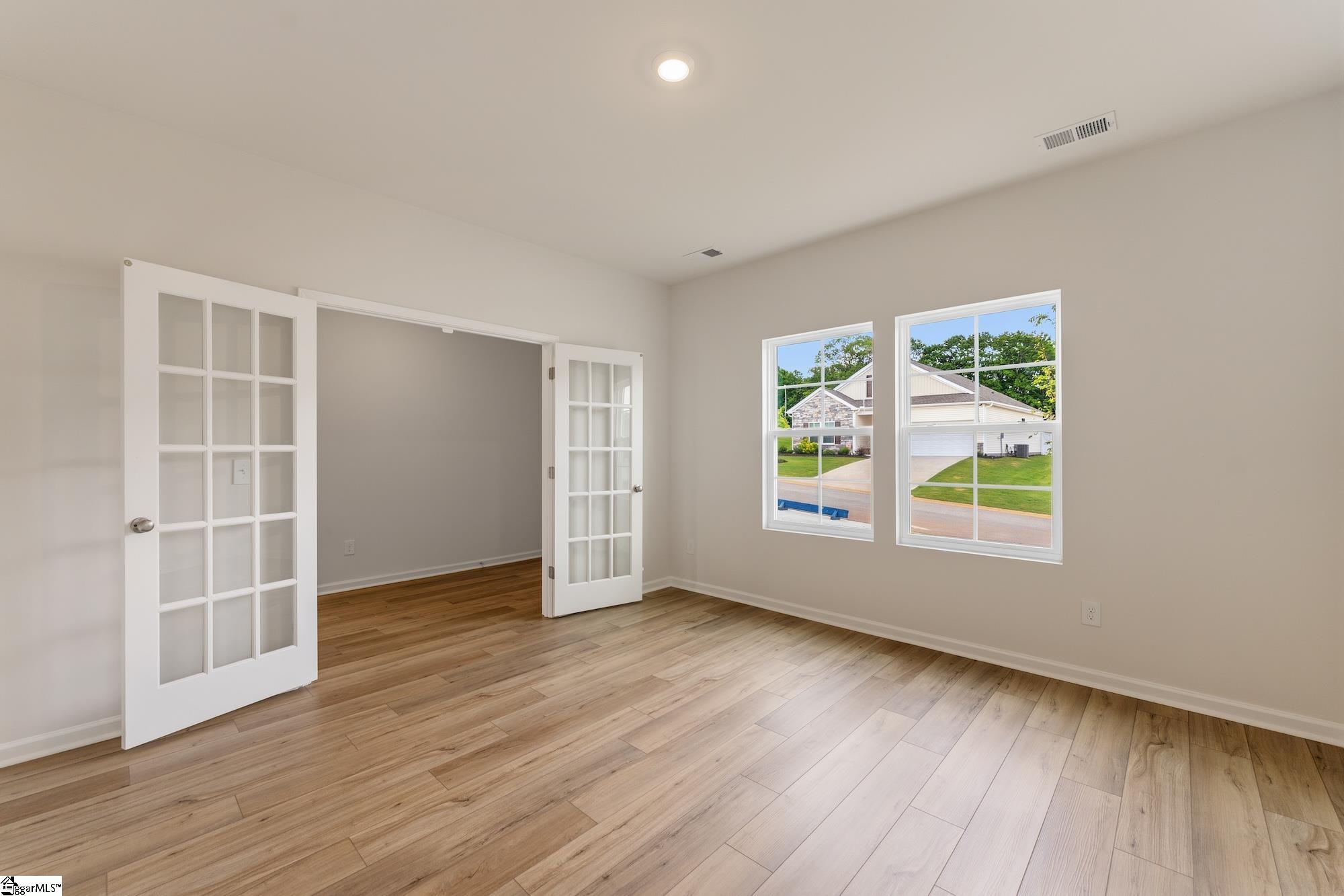 5018 Radley Road Property Photo 7